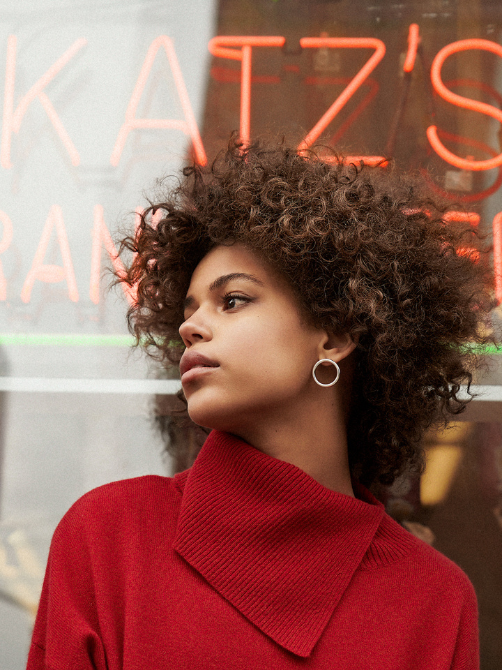 Produktbild på Split Turtle Neck