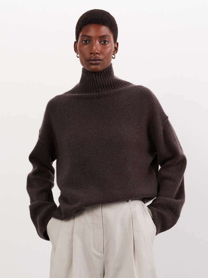 Soft Goat Women Boyfriend Turtleneck