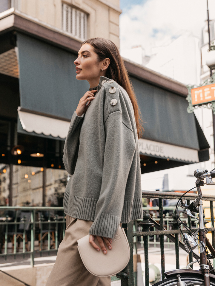 Button Turtleneck - Soft Goat - Knitted 