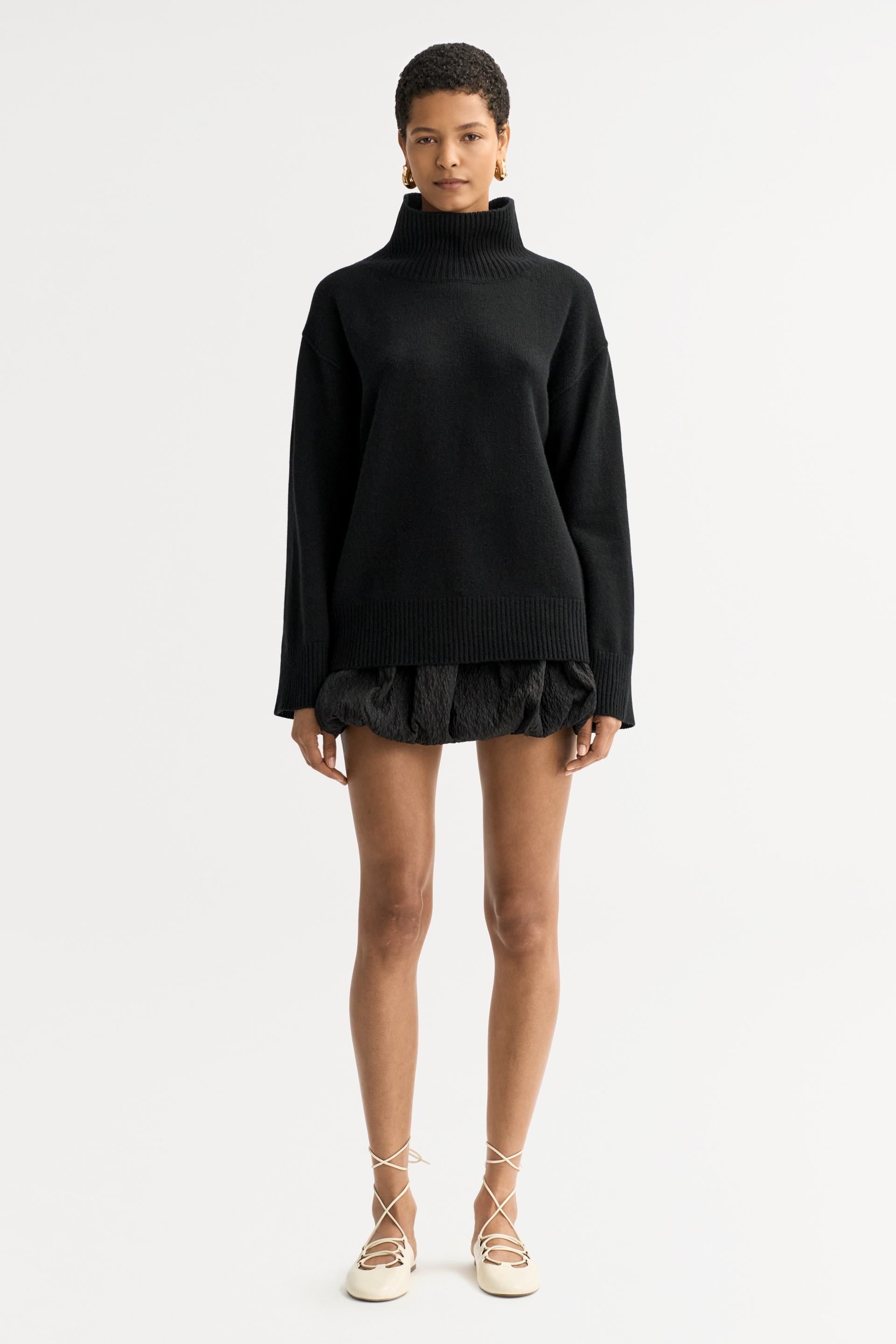 Boyfriend Turtleneck Black 2