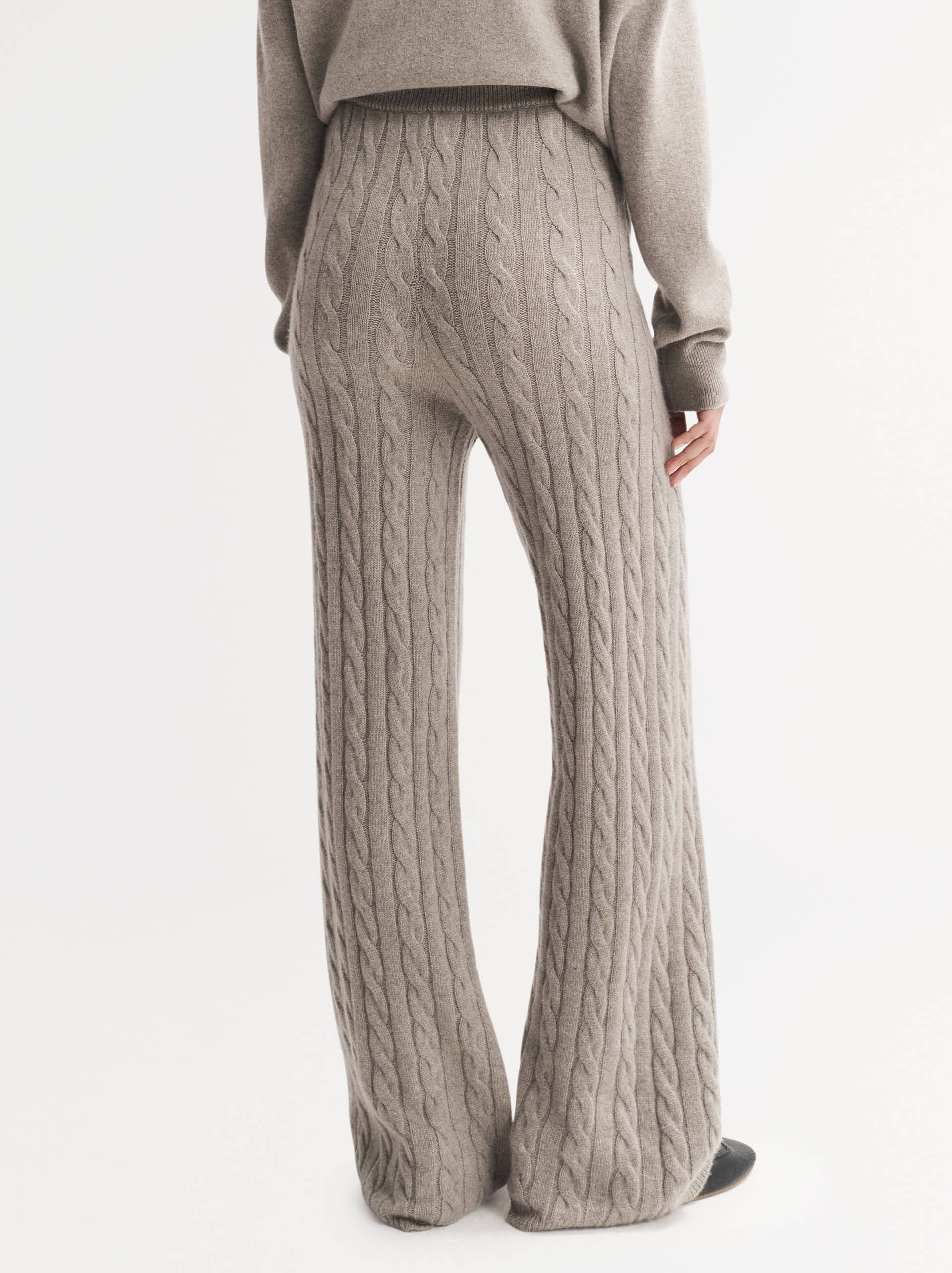 Cable Knit Pants 3