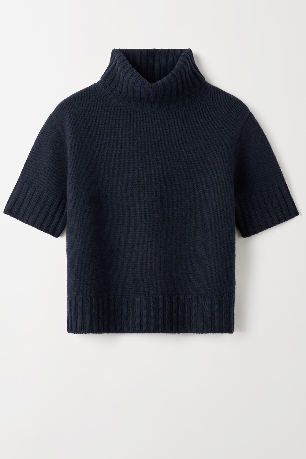 シェリエ Turtleneck short sleeve sweater G-Line Short Sleeve Sweaters – Chic & Comfortable Designs