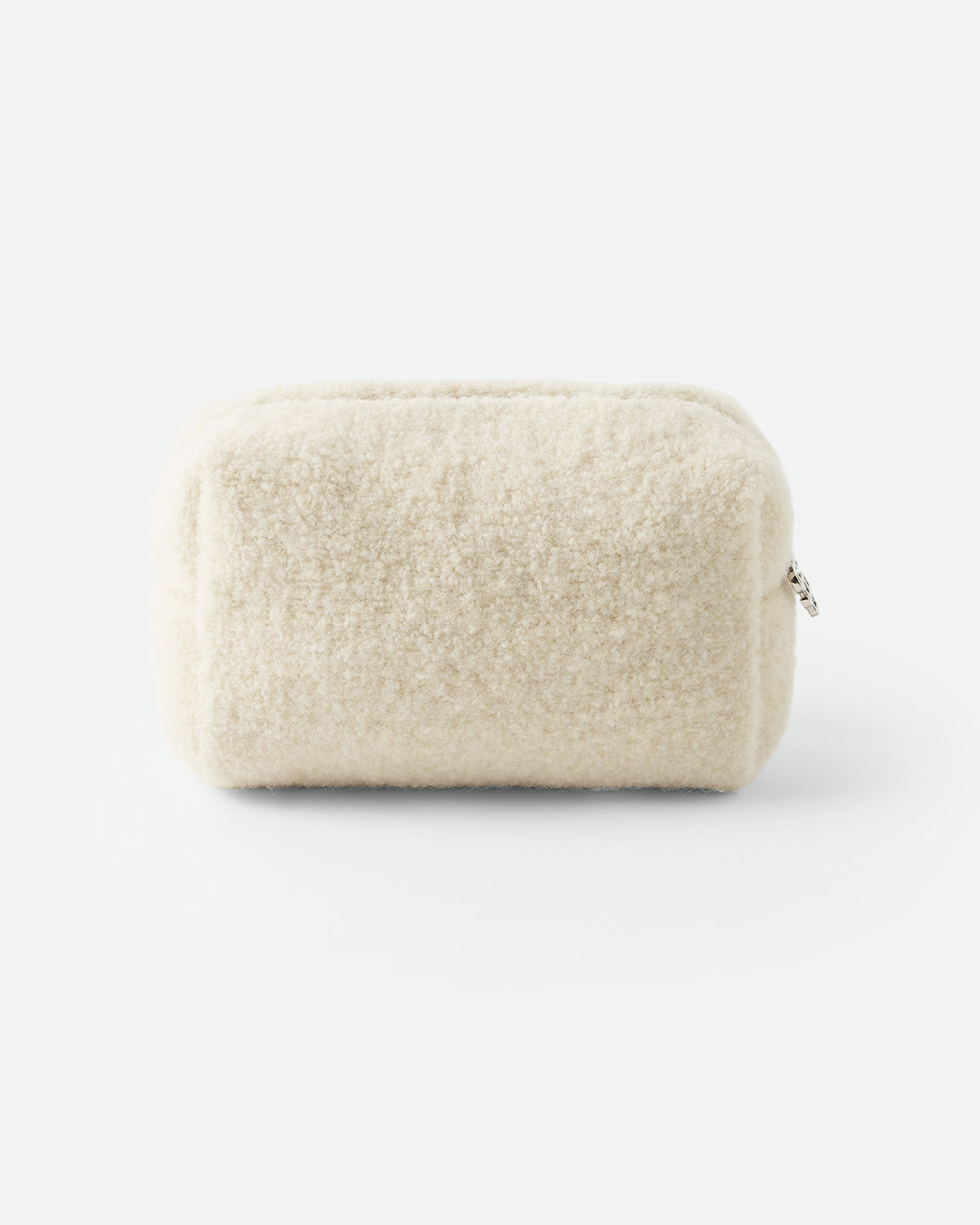 Toiletry bag 1