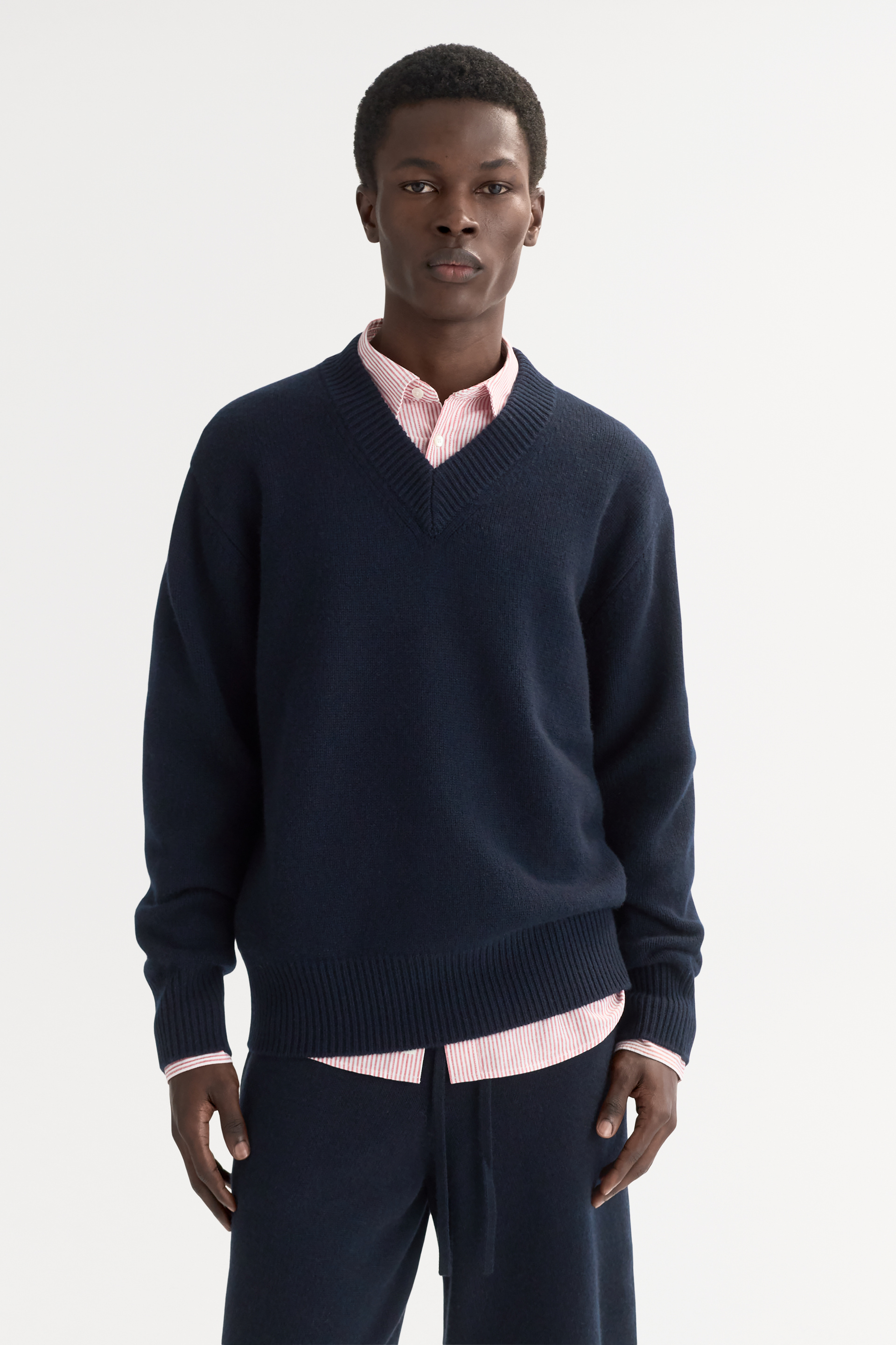 Men's V-neck 2