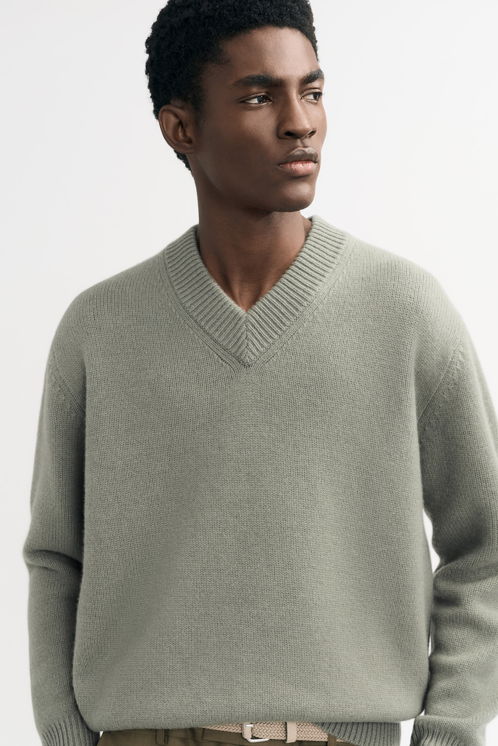 Men's V-neck - Products - Chalk | Soft Goat