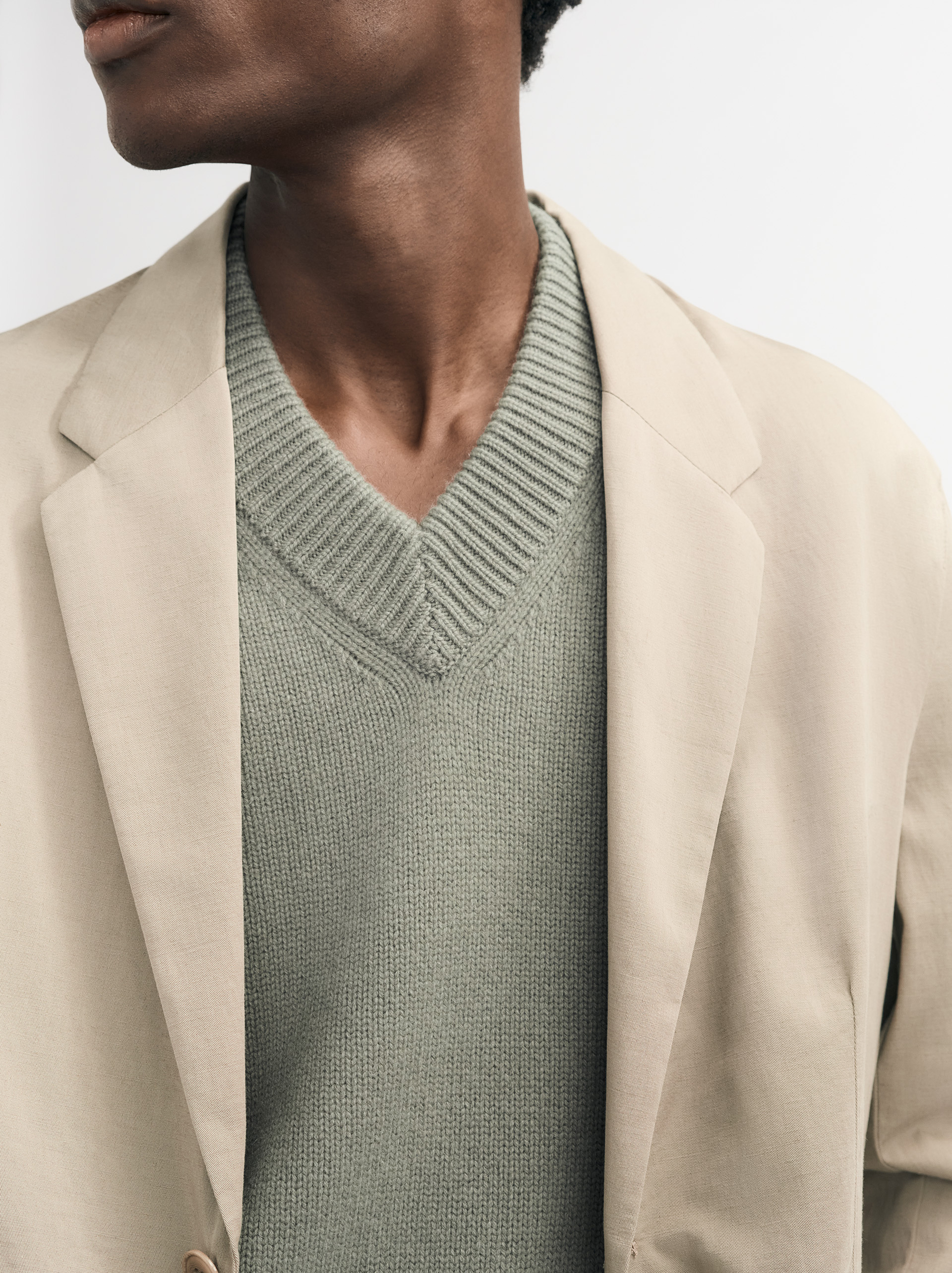 Men's V-neck 5