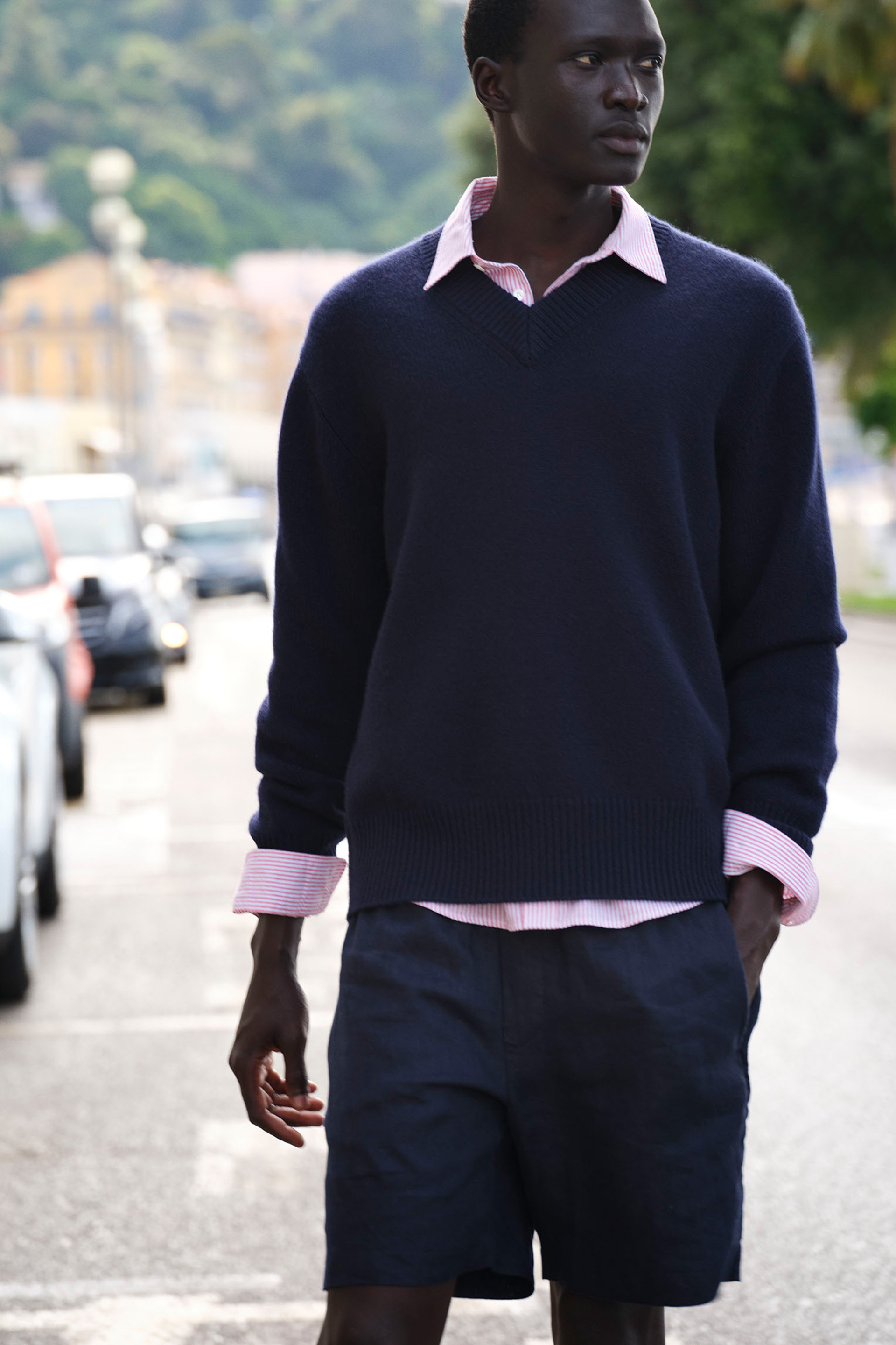 Men's V-neck 5