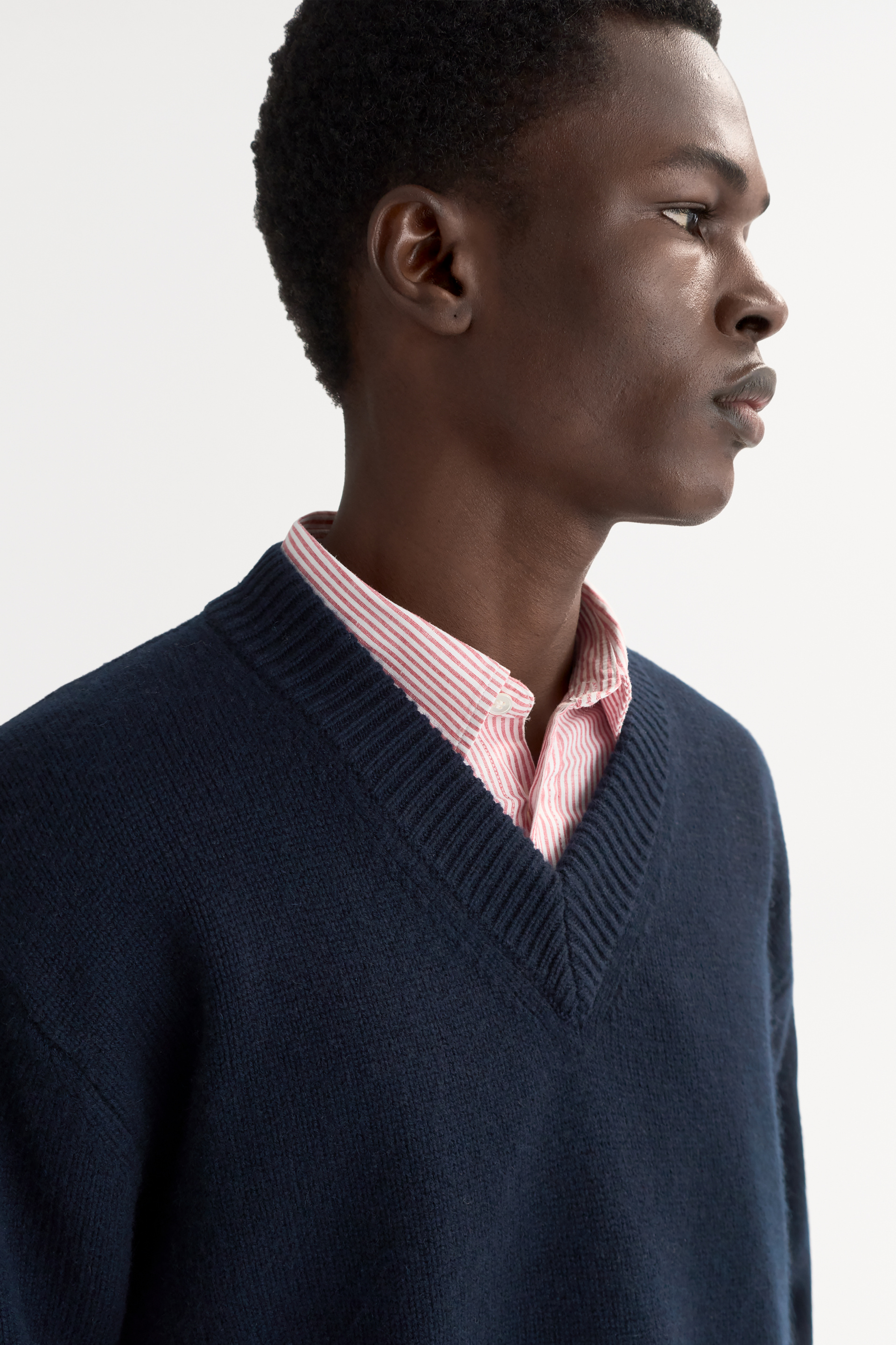 Men's V-neck 4