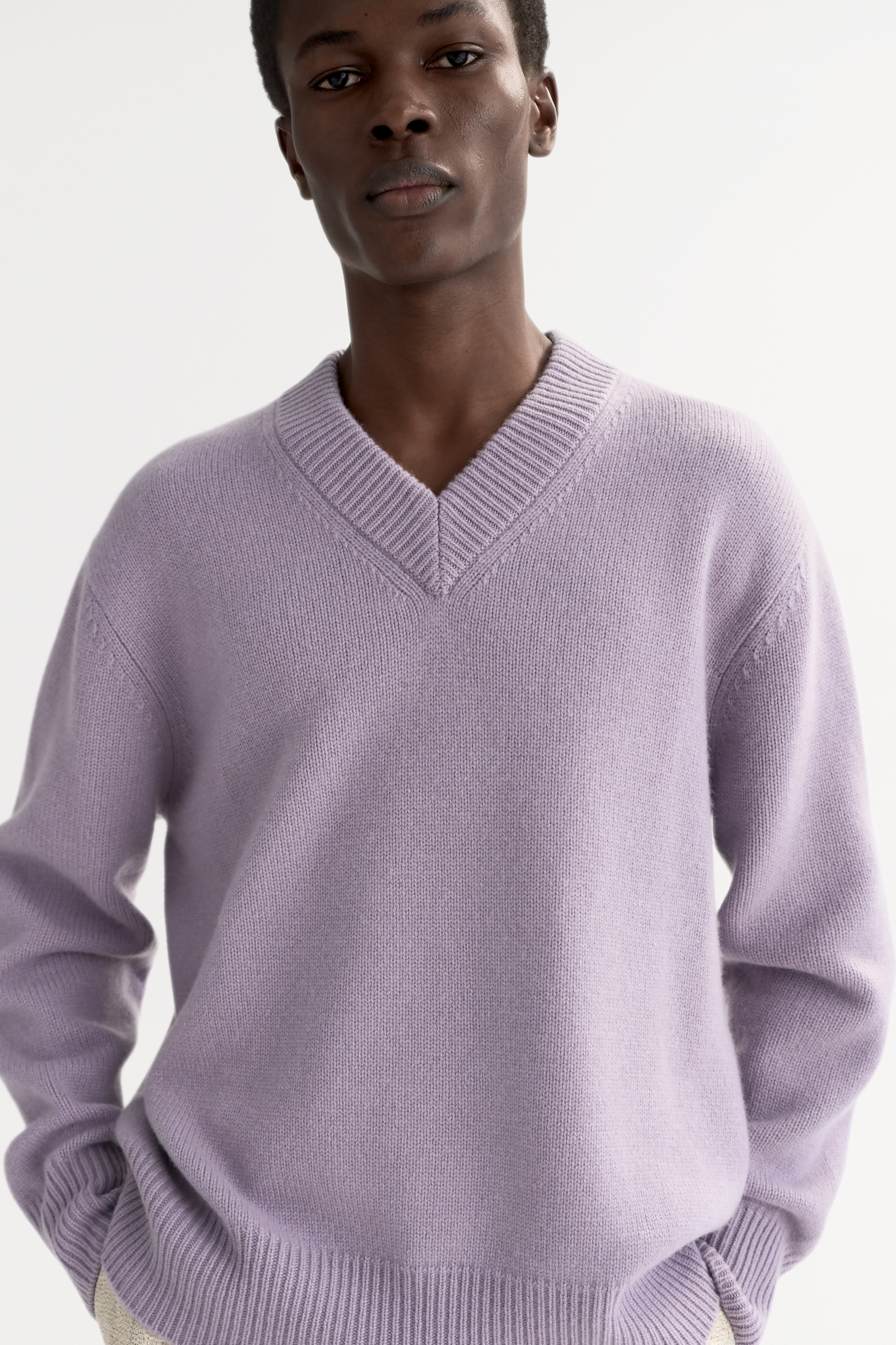 Men's v-neck 4