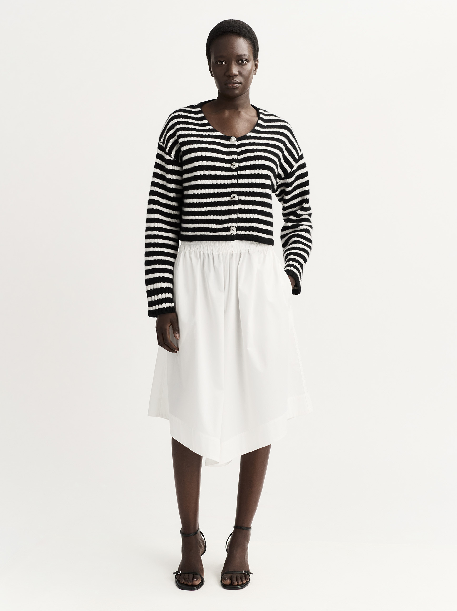 Short Cardigan 0