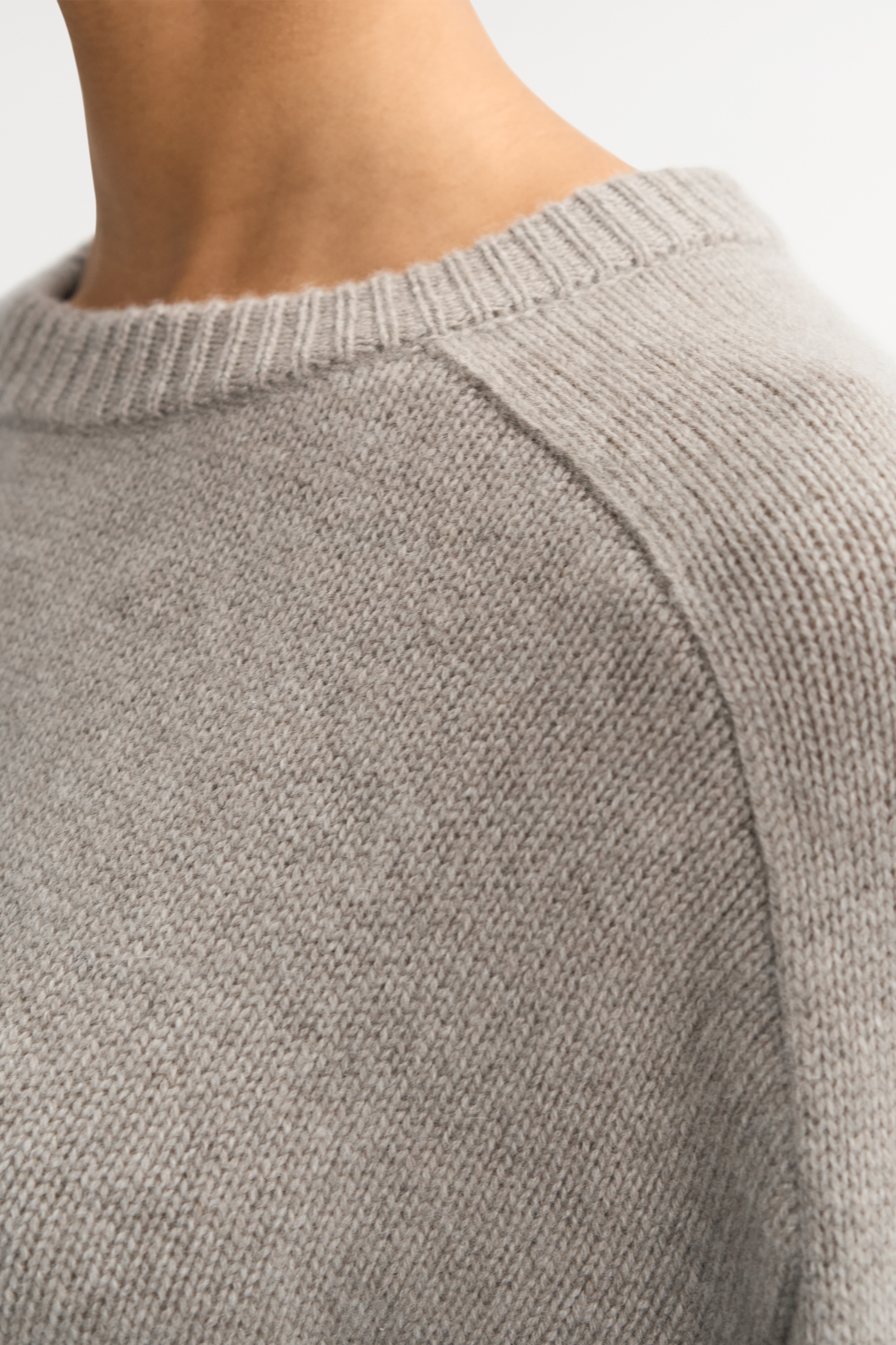 Cashmere top 4