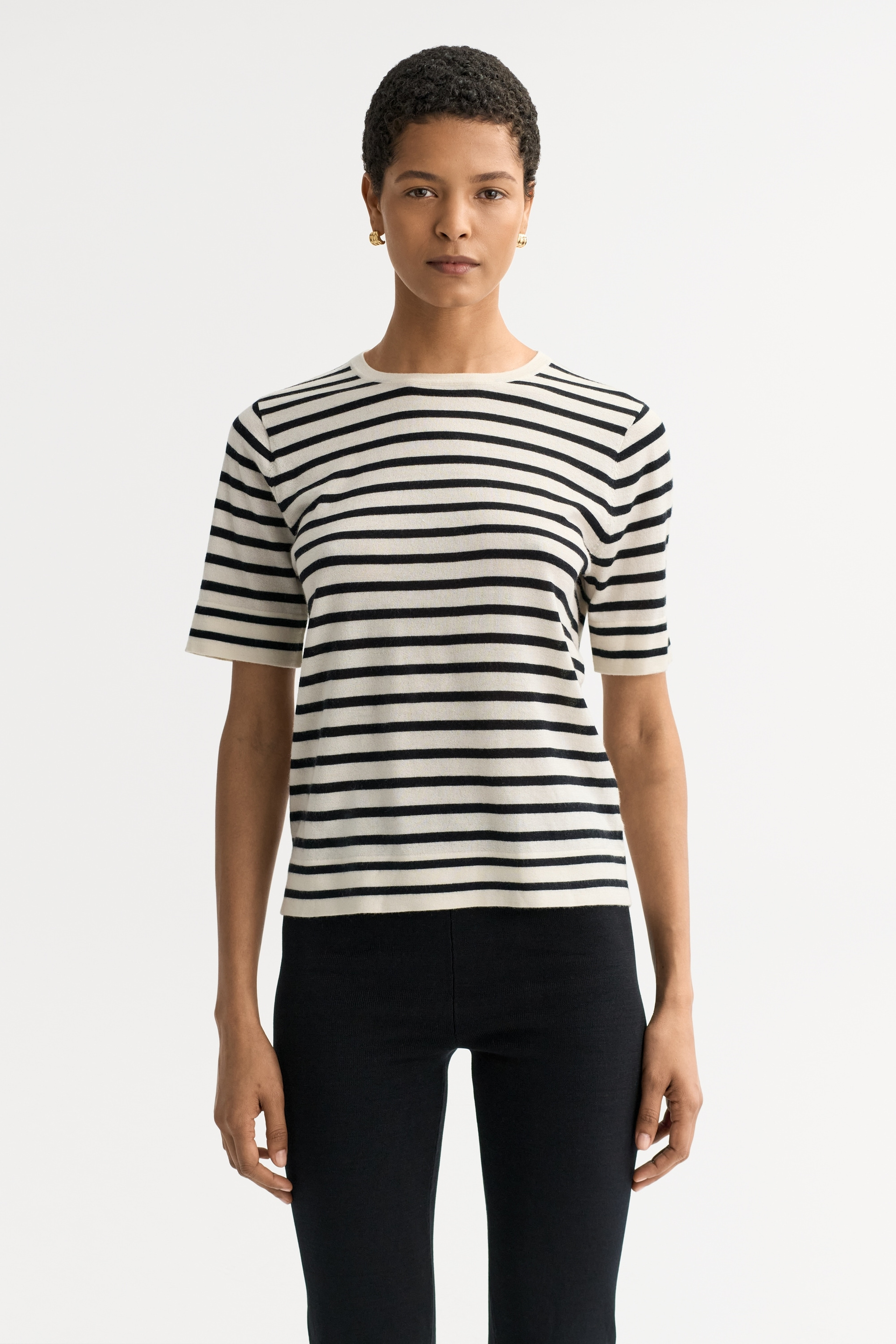 Fine knit t-shirt 2
