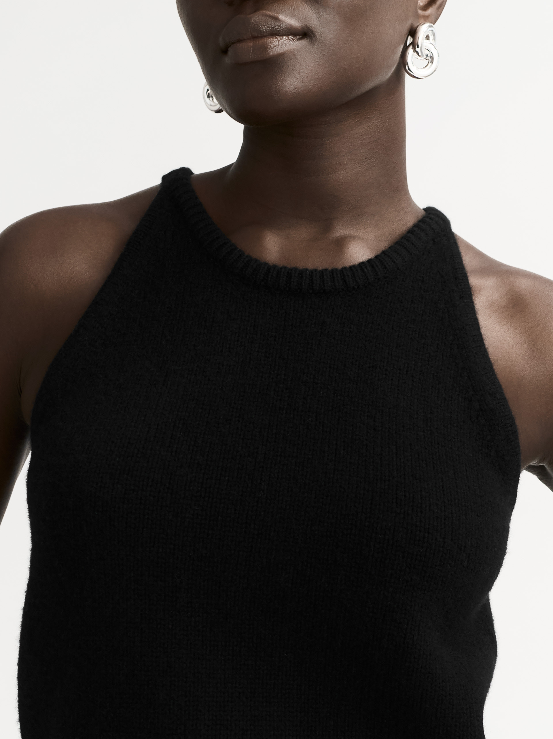 Cashmere Singlet 4