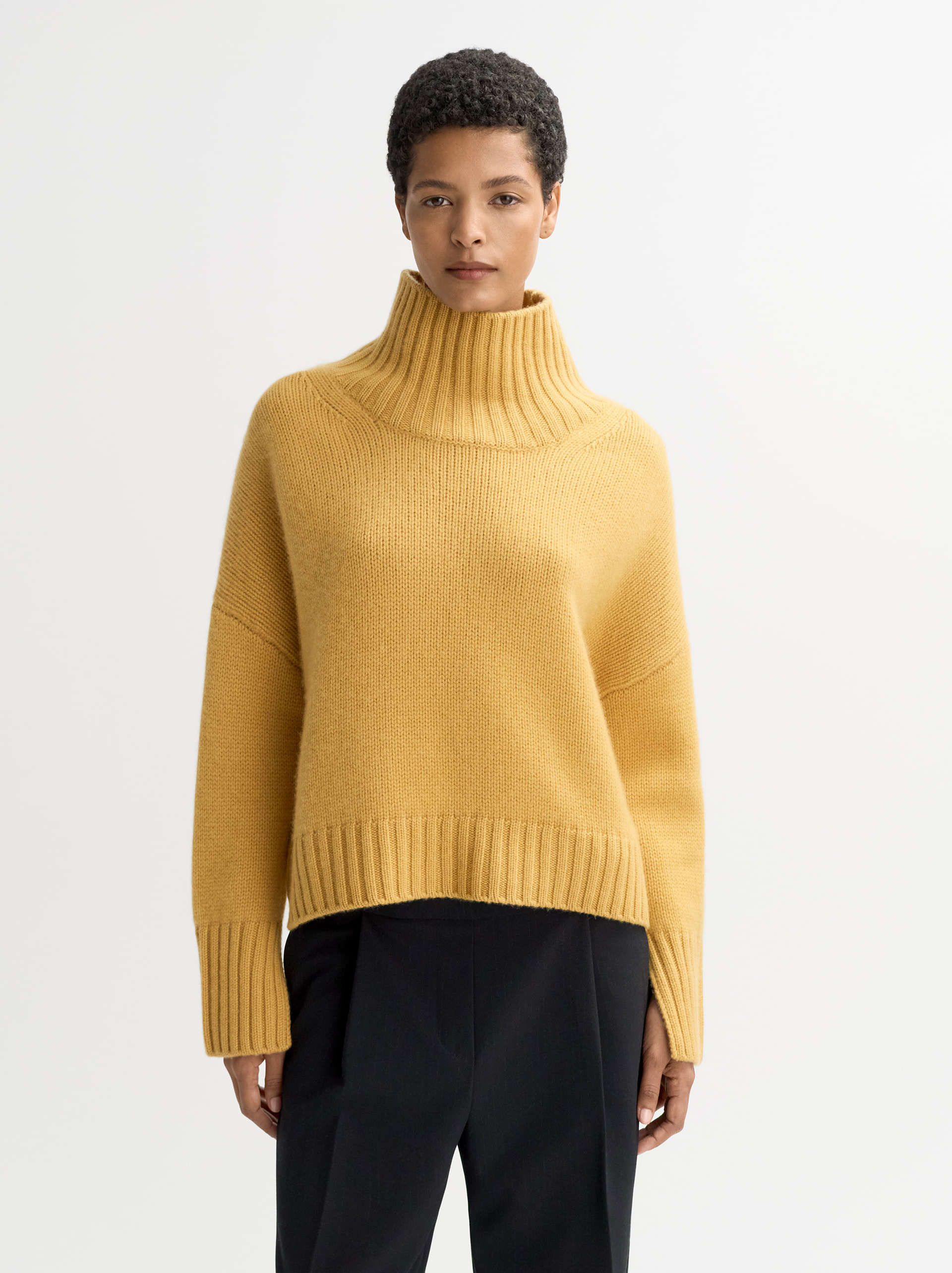 Girlfriend turtleneck 2