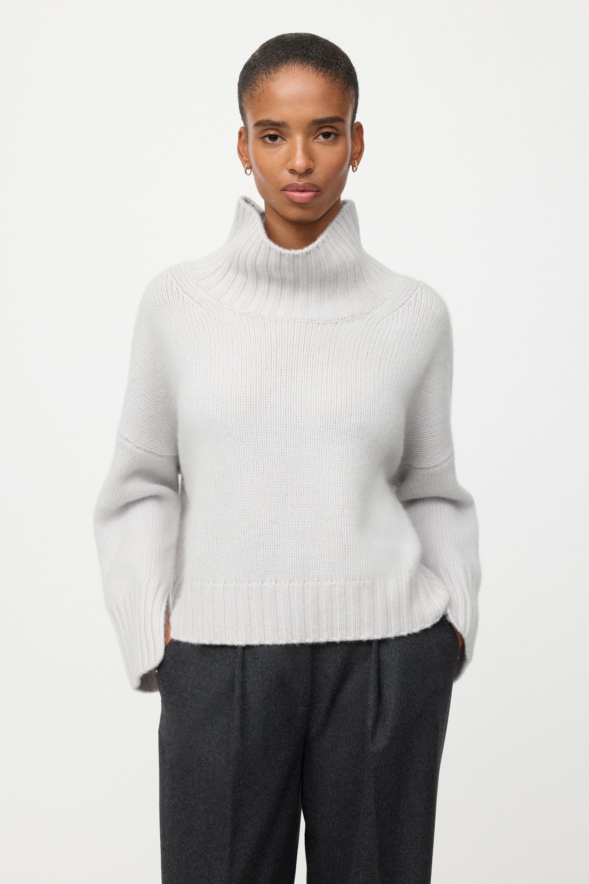 Girlfriend turtleneck 2