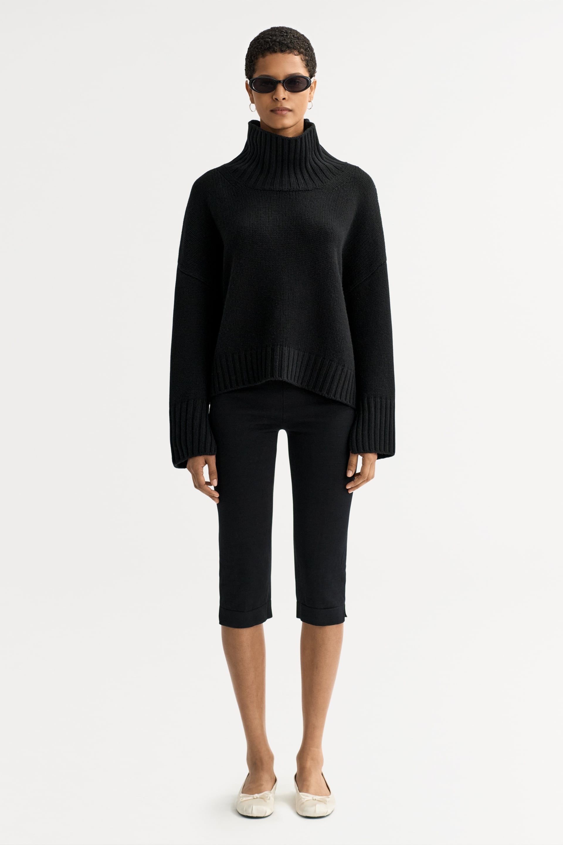 Girlfriend turtleneck 0