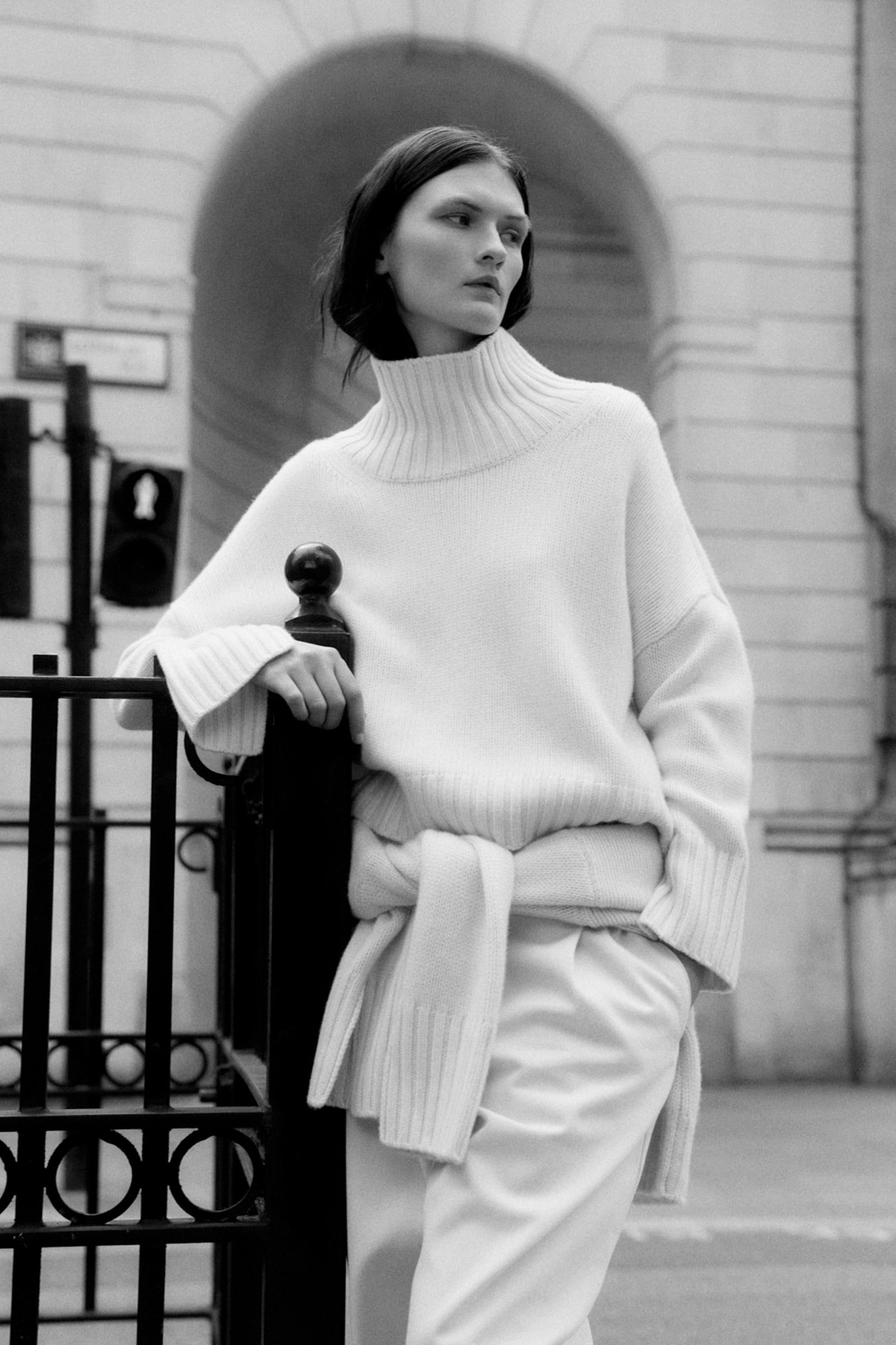 Girlfriend turtleneck 6