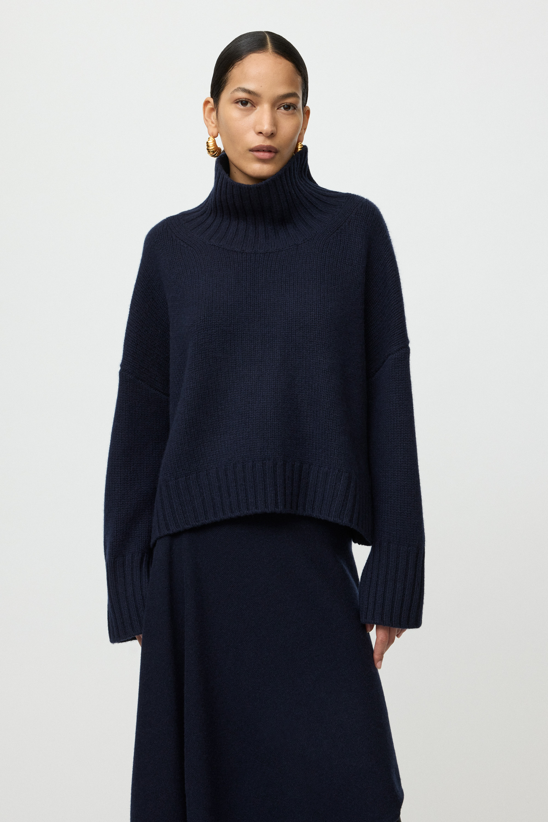 Girlfriend turtleneck 0