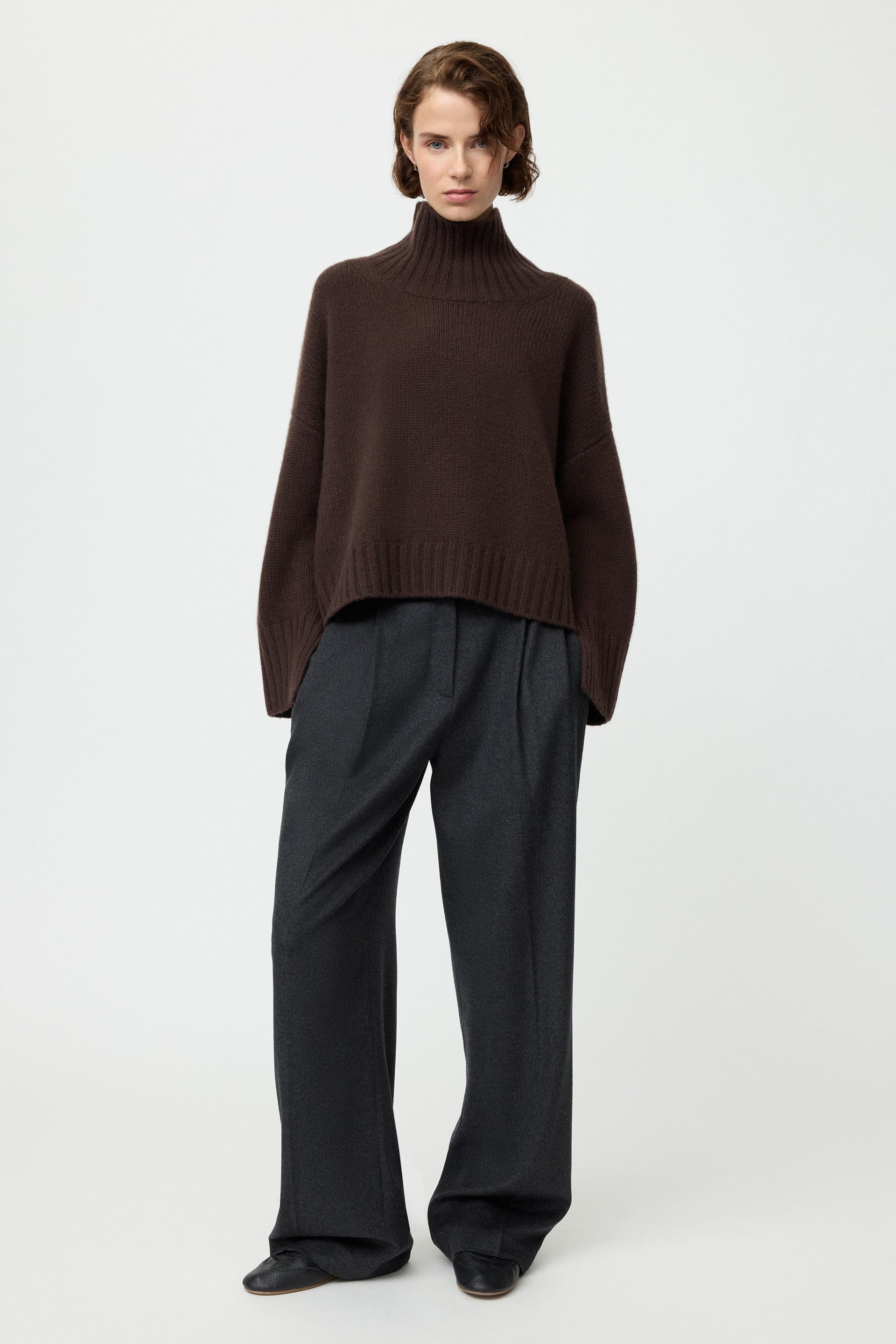Girlfriend turtleneck 0