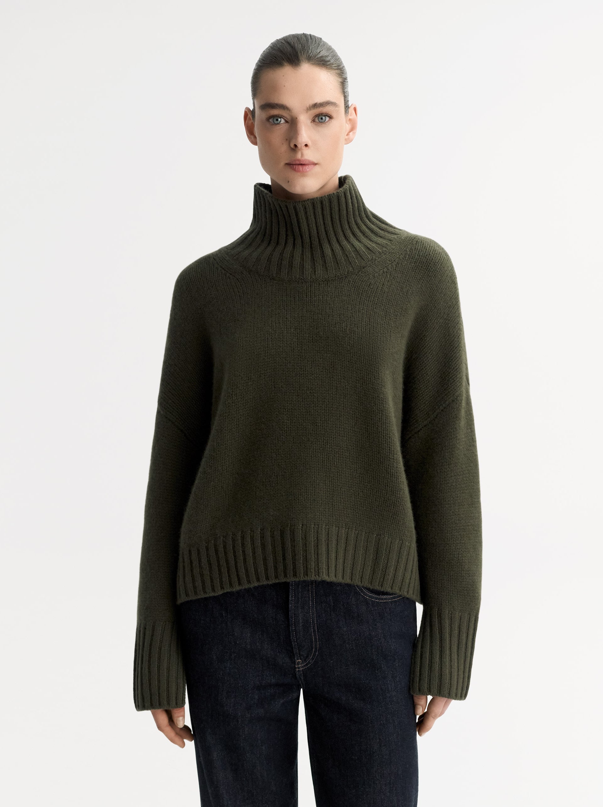 Girlfriend turtleneck 2