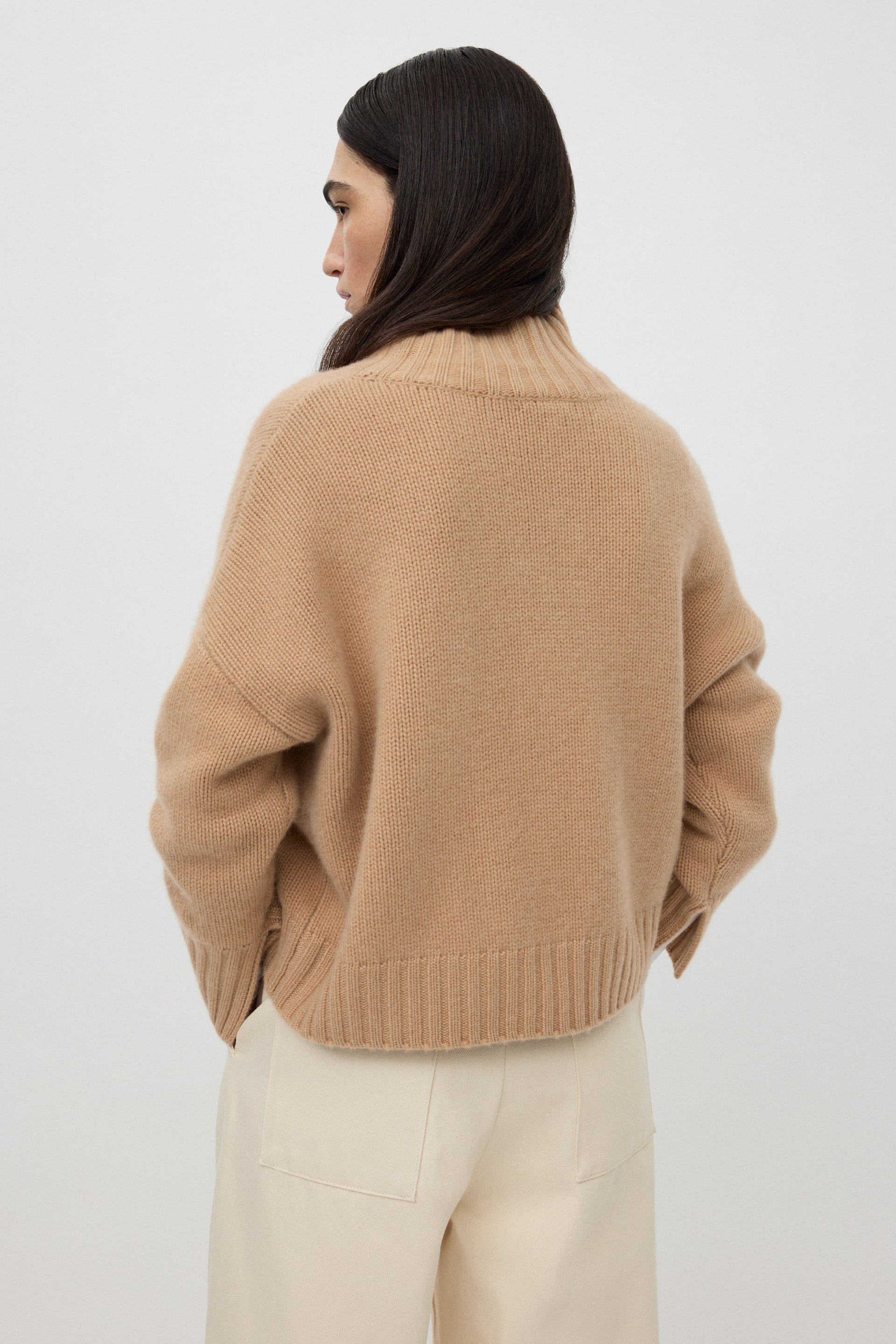 Girlfriend turtleneck 3