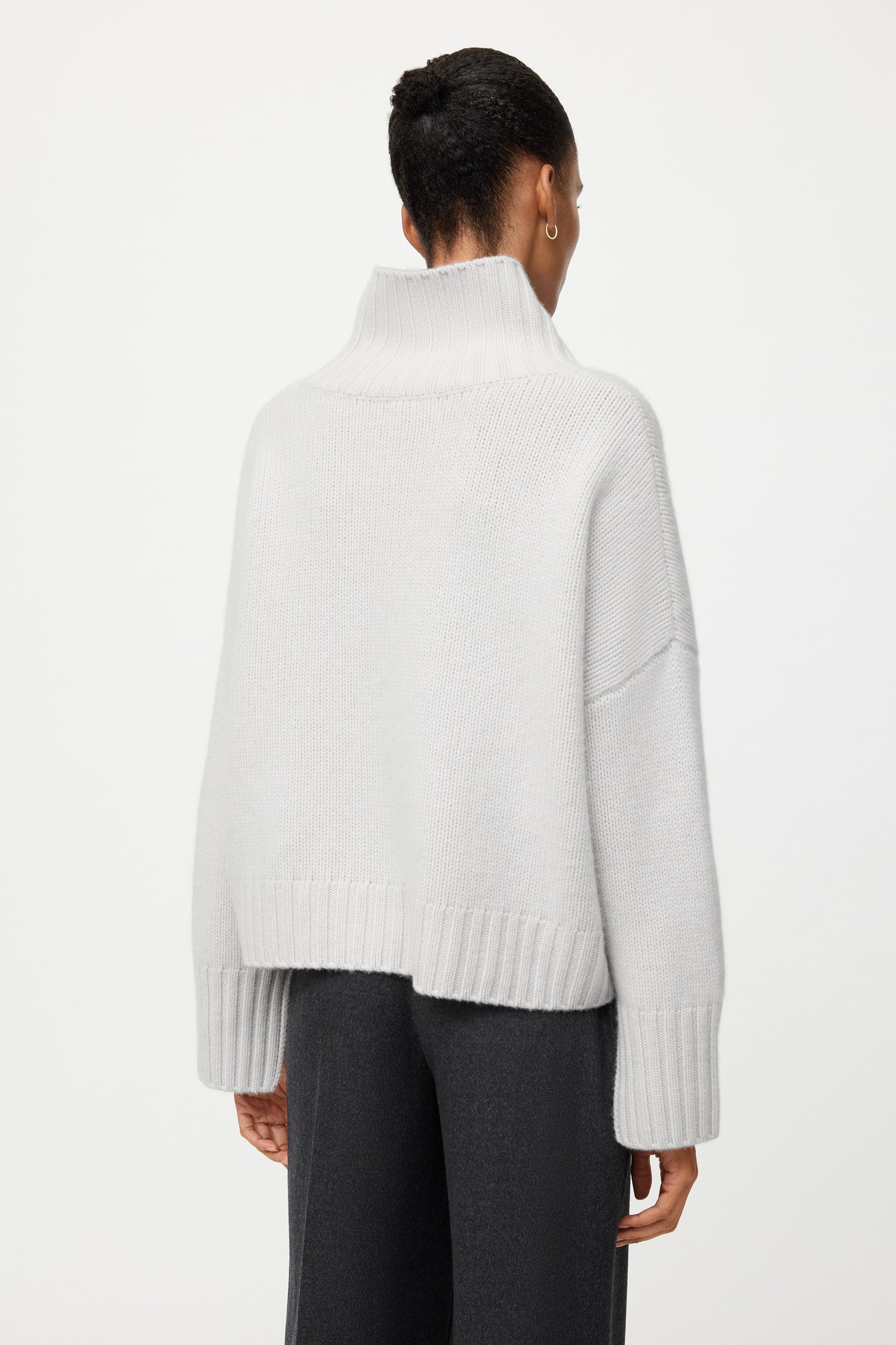 Girlfriend turtleneck 3