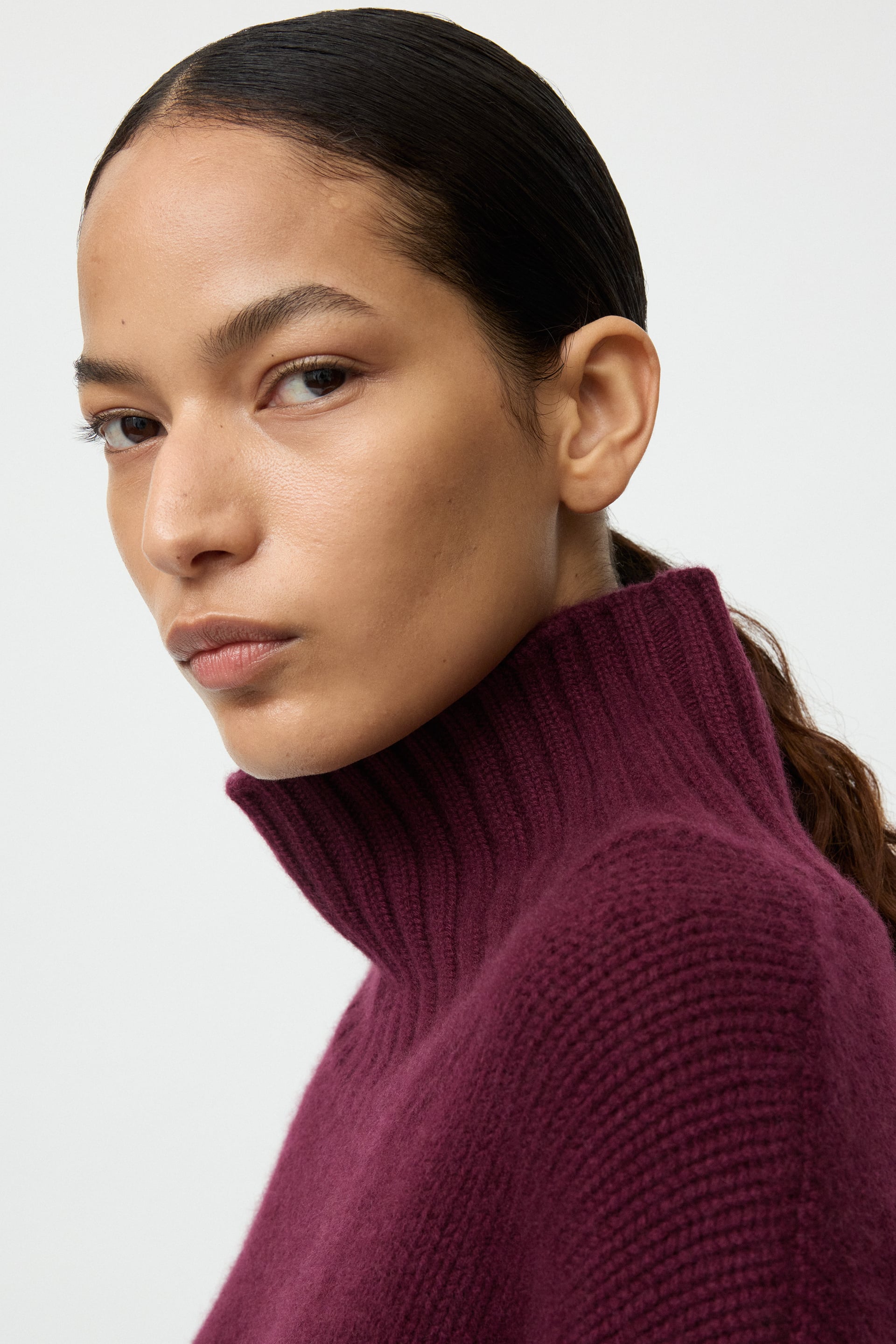 Girlfriend turtleneck 4