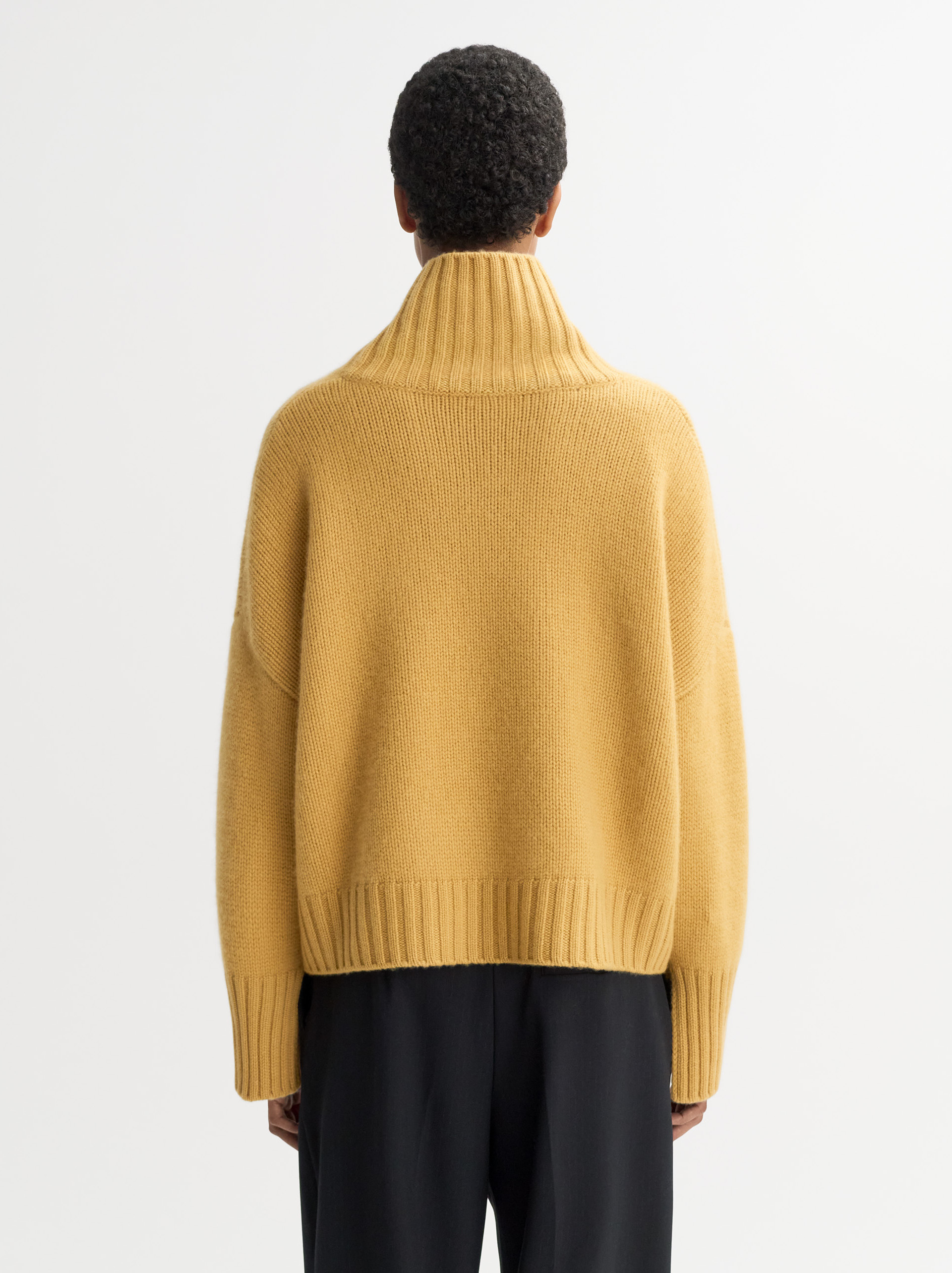 Girlfriend turtleneck 3