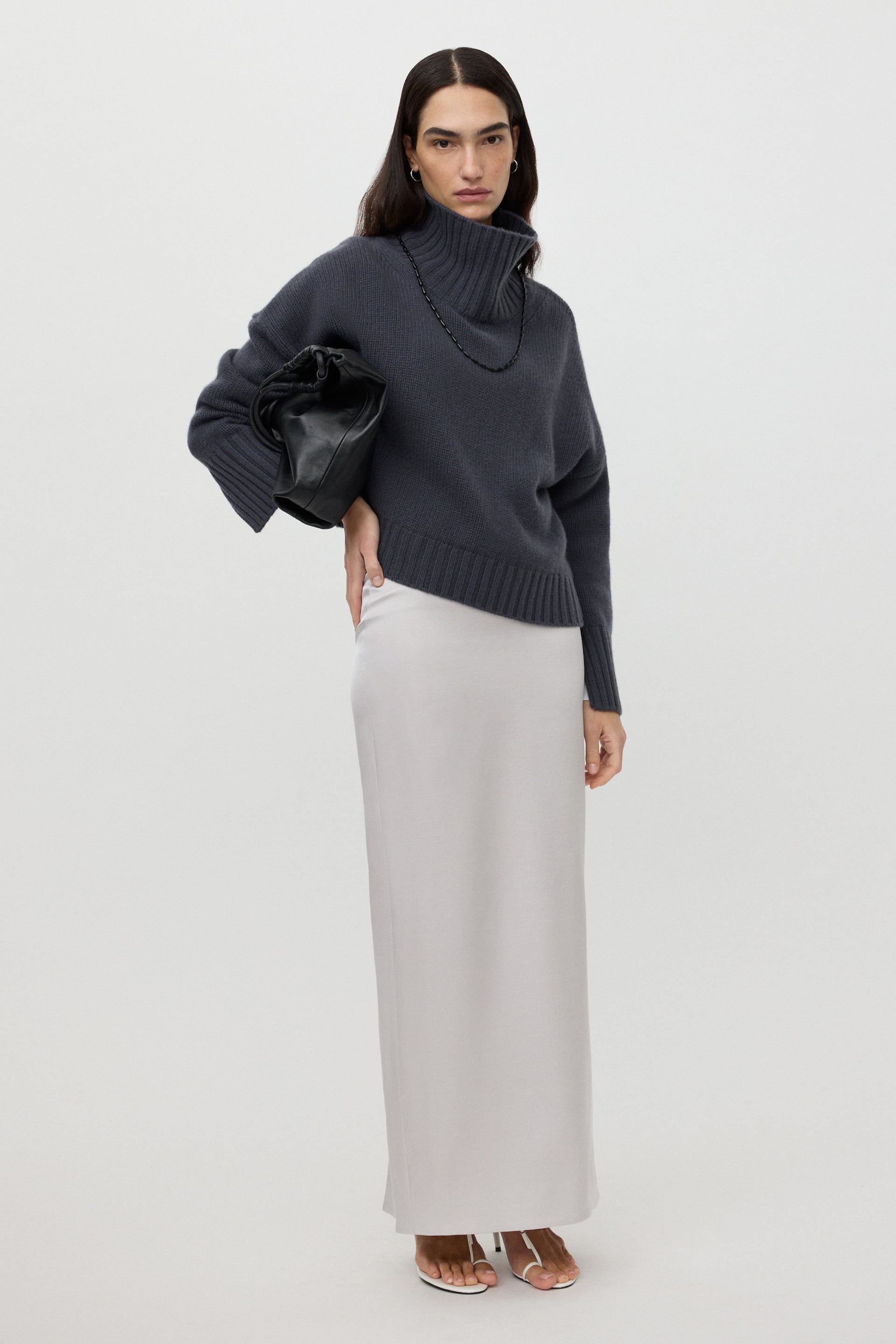 Girlfriend turtleneck 0