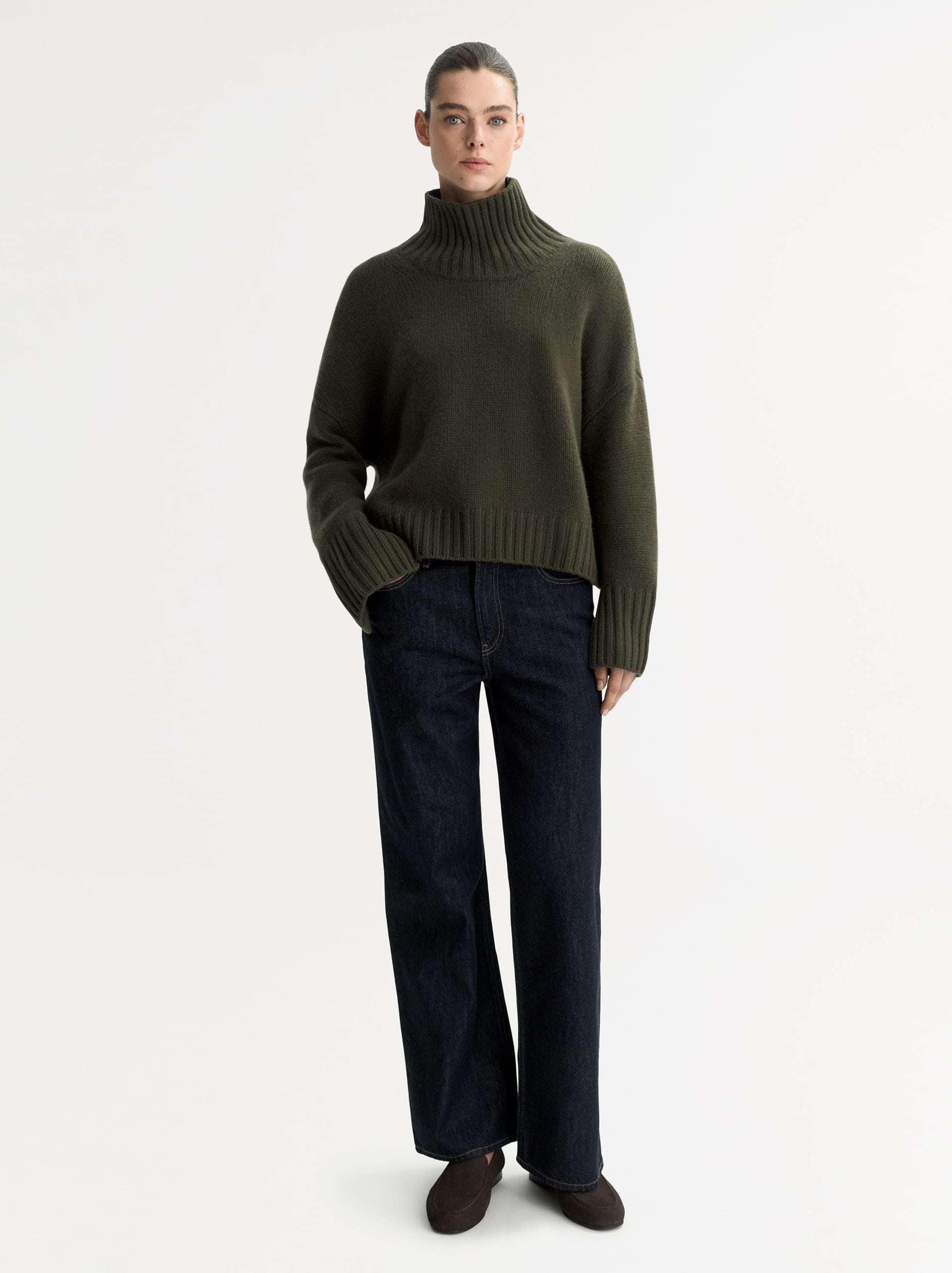 Girlfriend turtleneck 0
