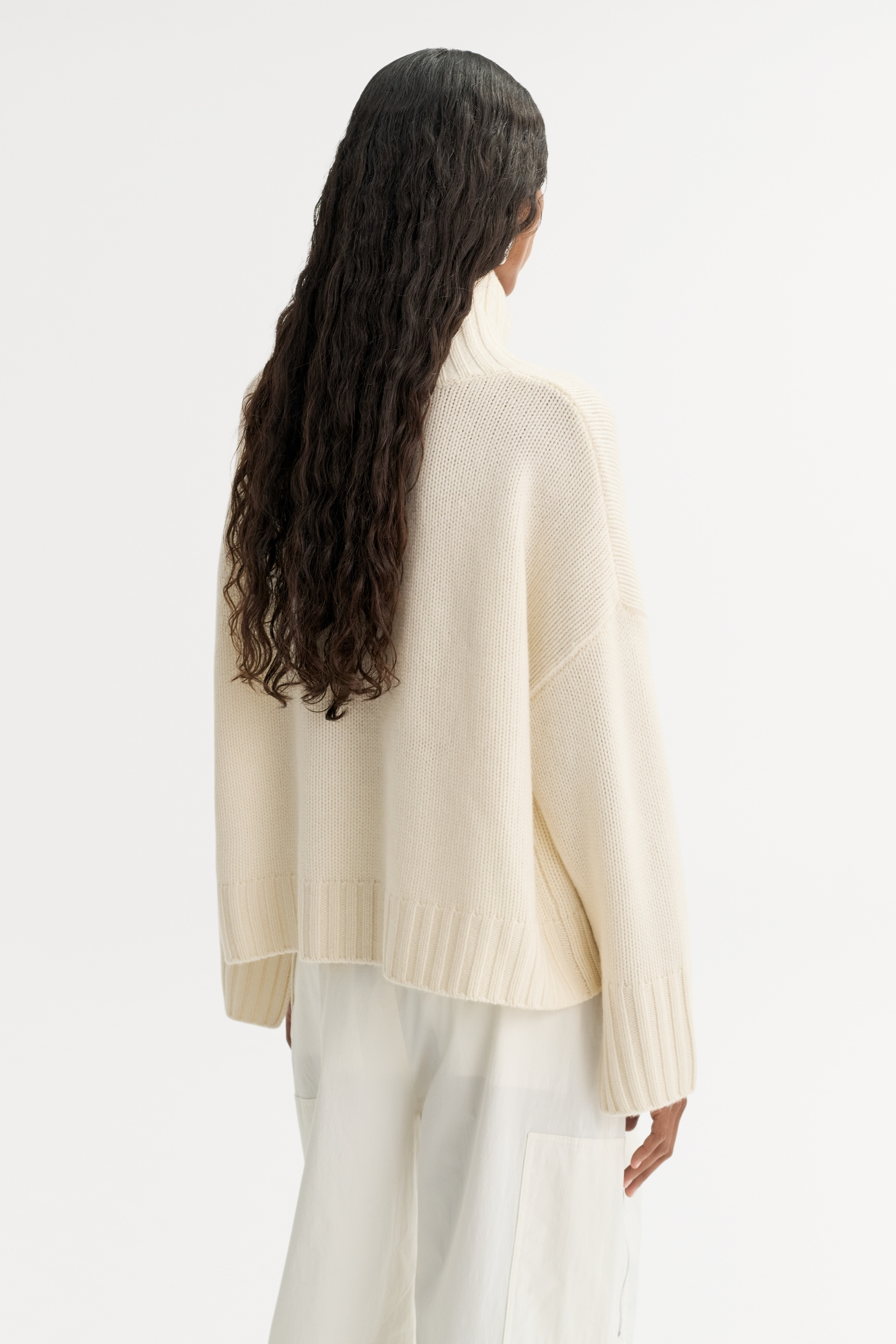 Girlfriend turtleneck 3