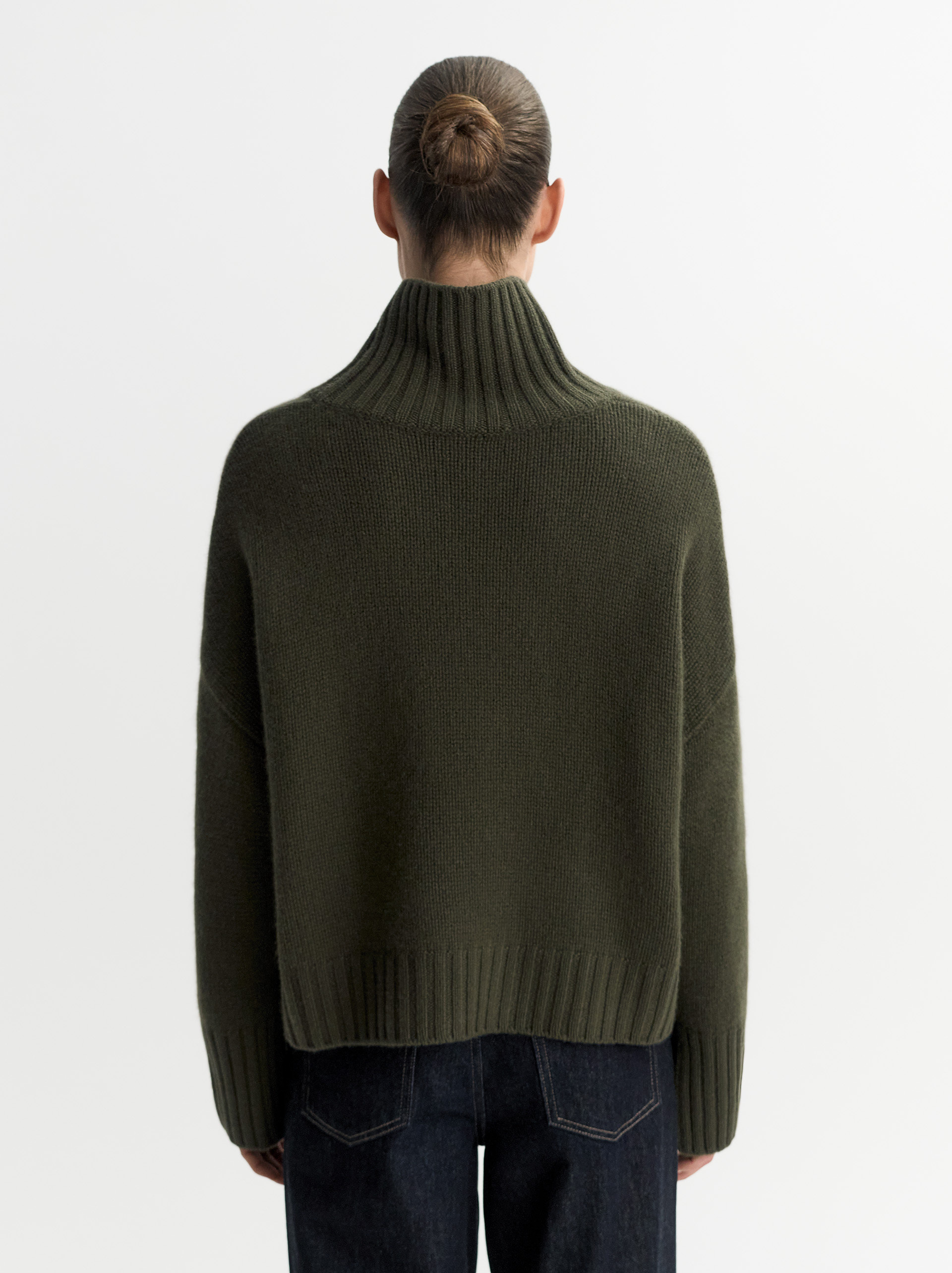 Girlfriend turtleneck 3