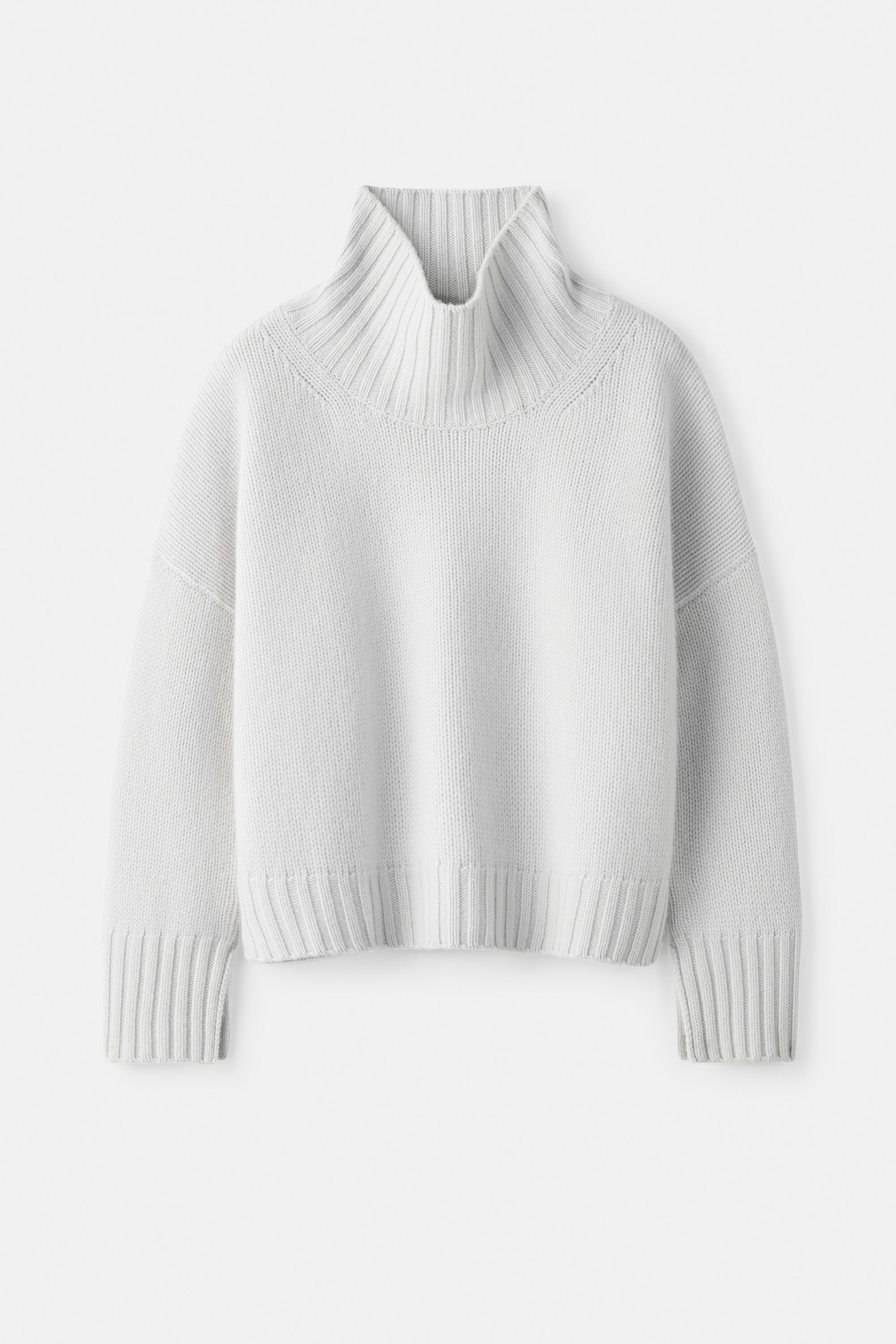 Girlfriend turtleneck 0
