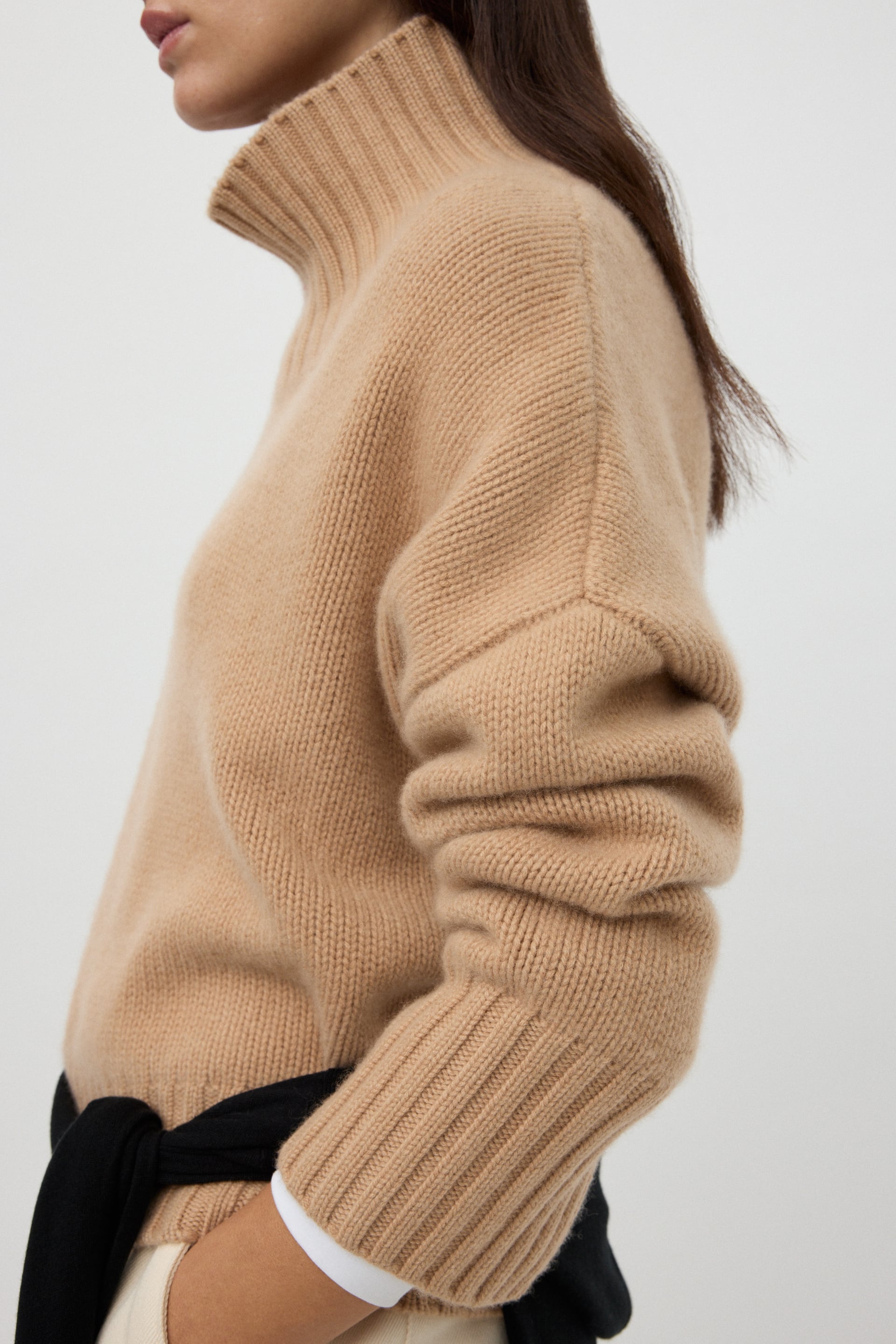 Girlfriend turtleneck 2