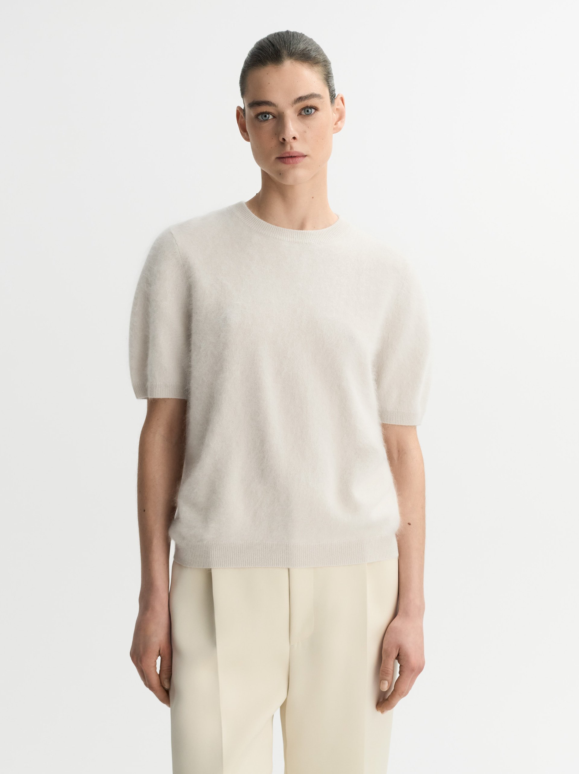 Brushed short sleeve Chalk 2
