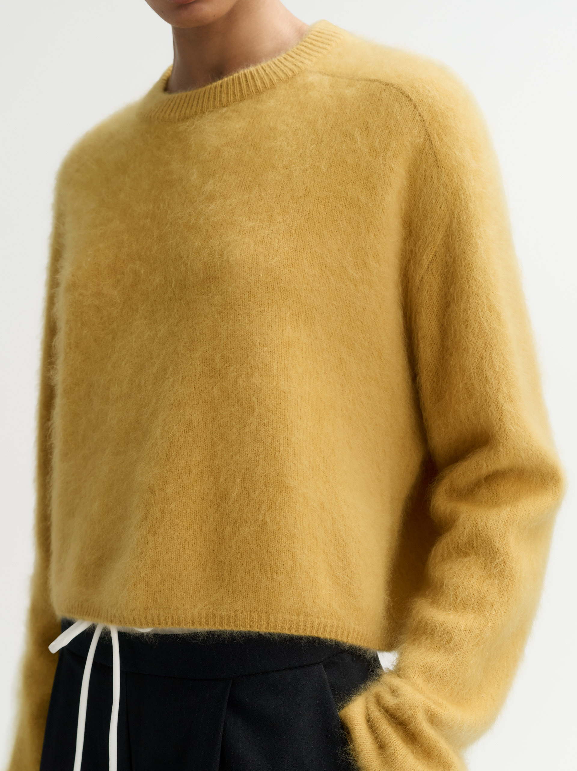 Brushed crewneck 4