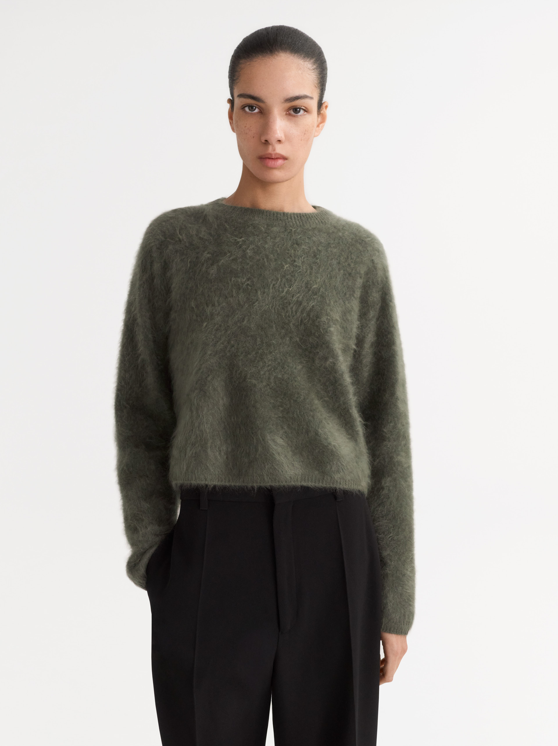 Brushed crewneck 2