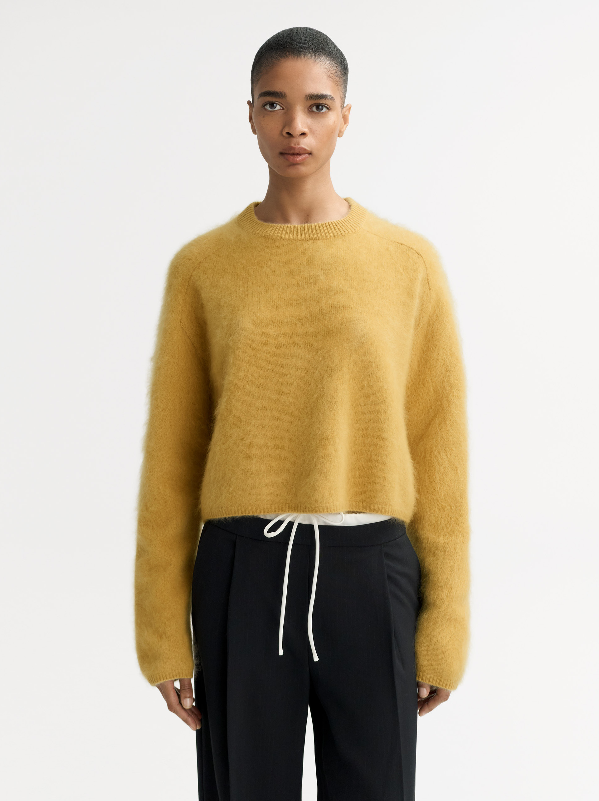Brushed crewneck 2