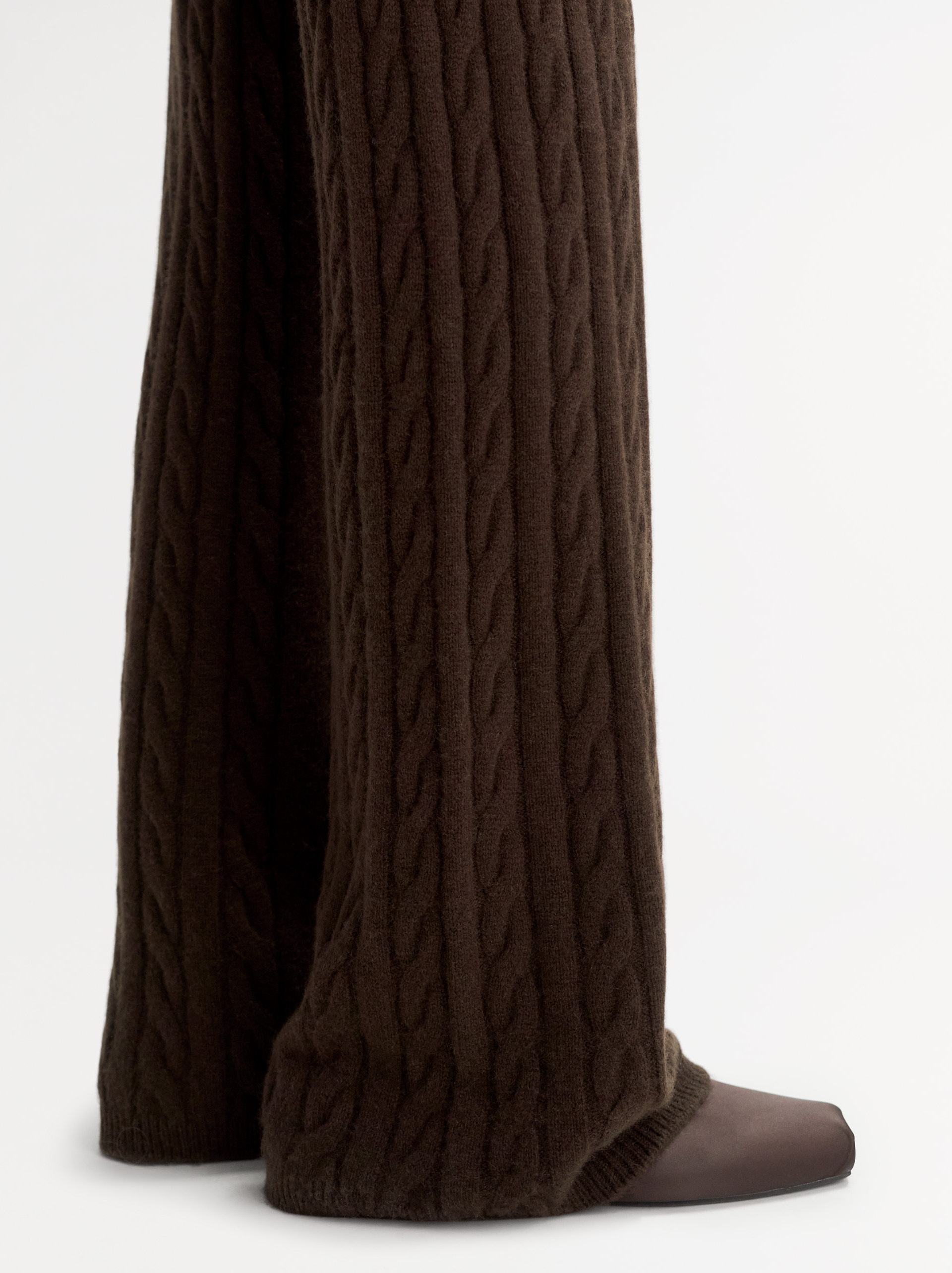 Cable knit pants 3