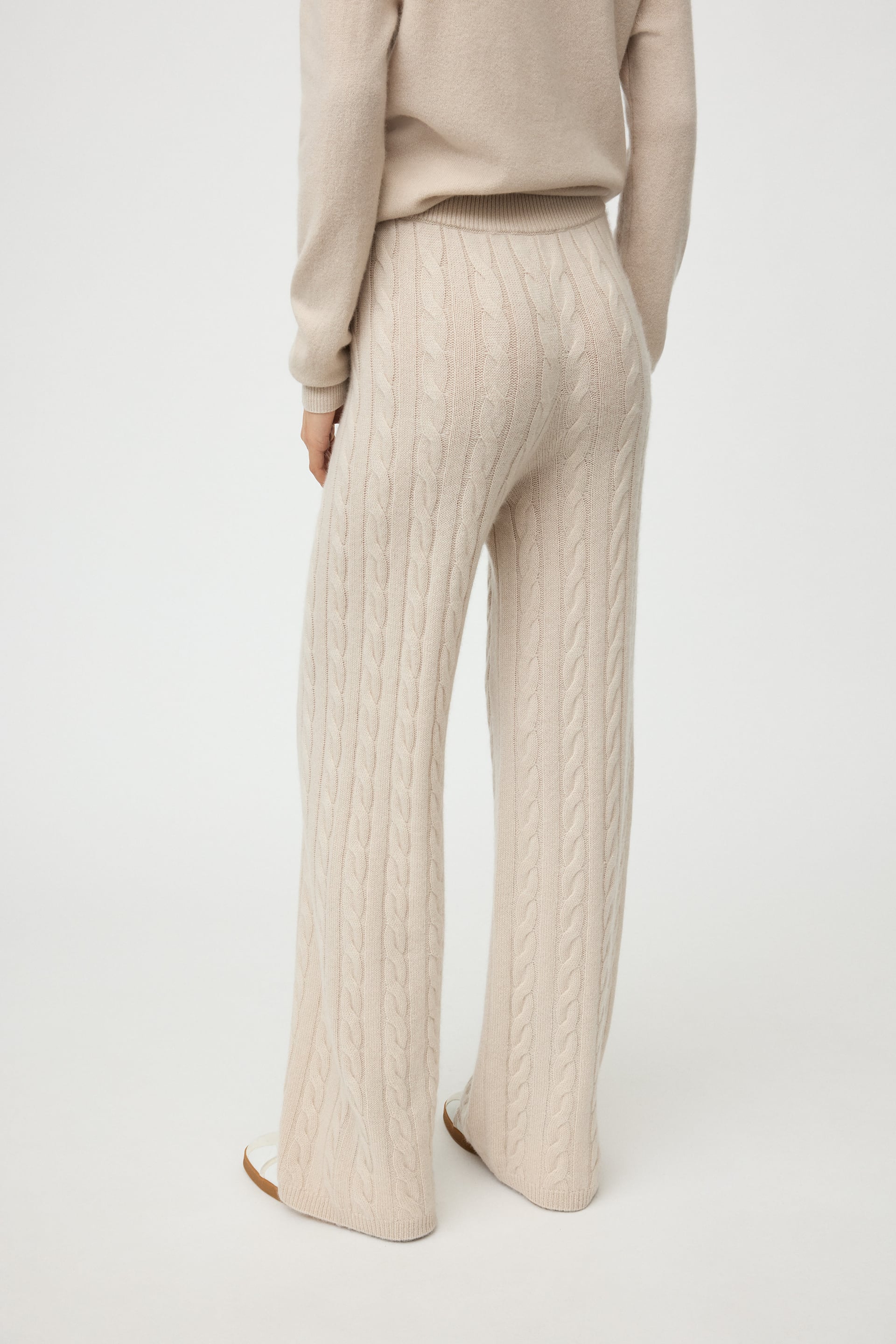 Cable knit pants 3
