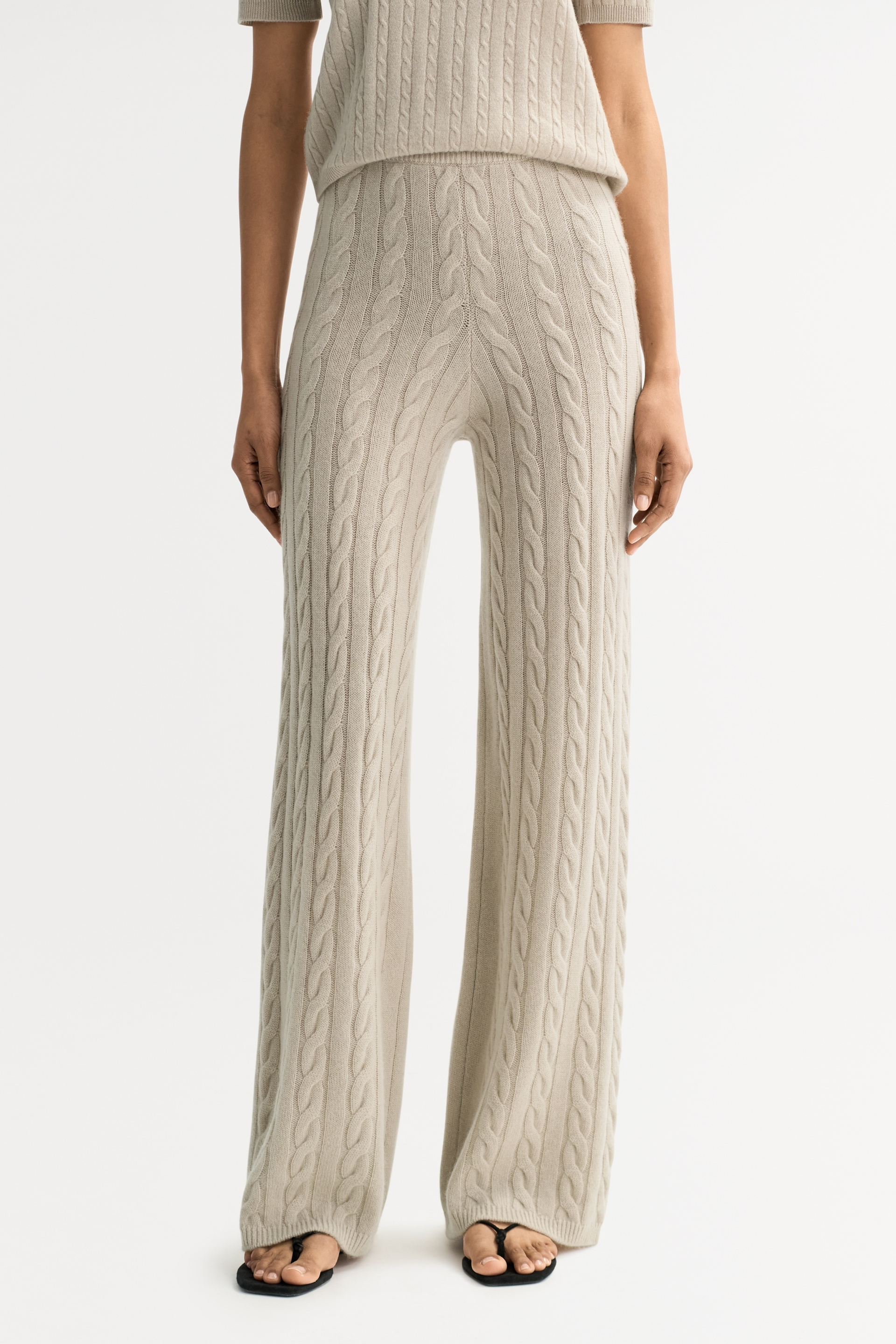 Cable knit pants 2