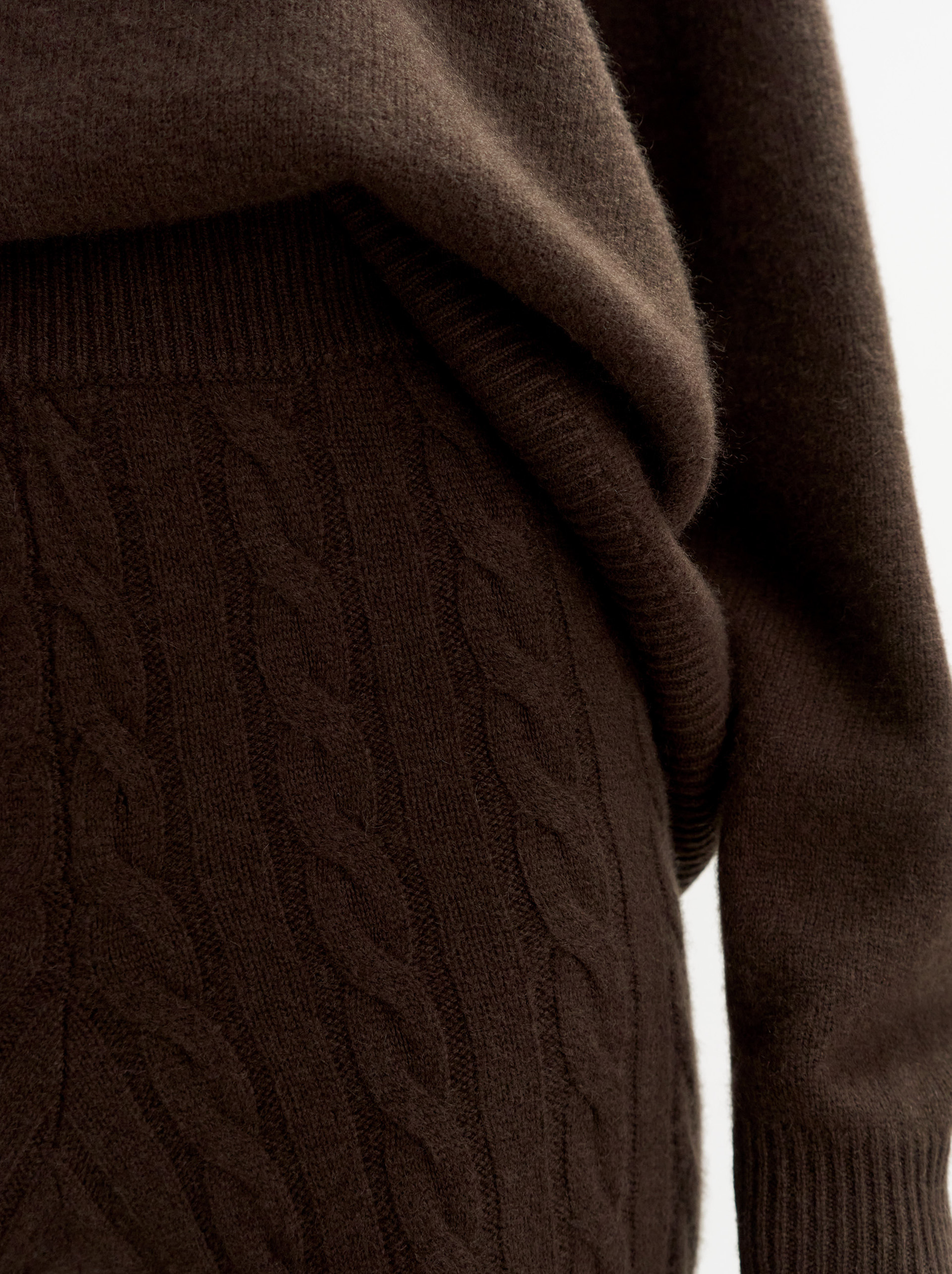 Cable knit pants 4
