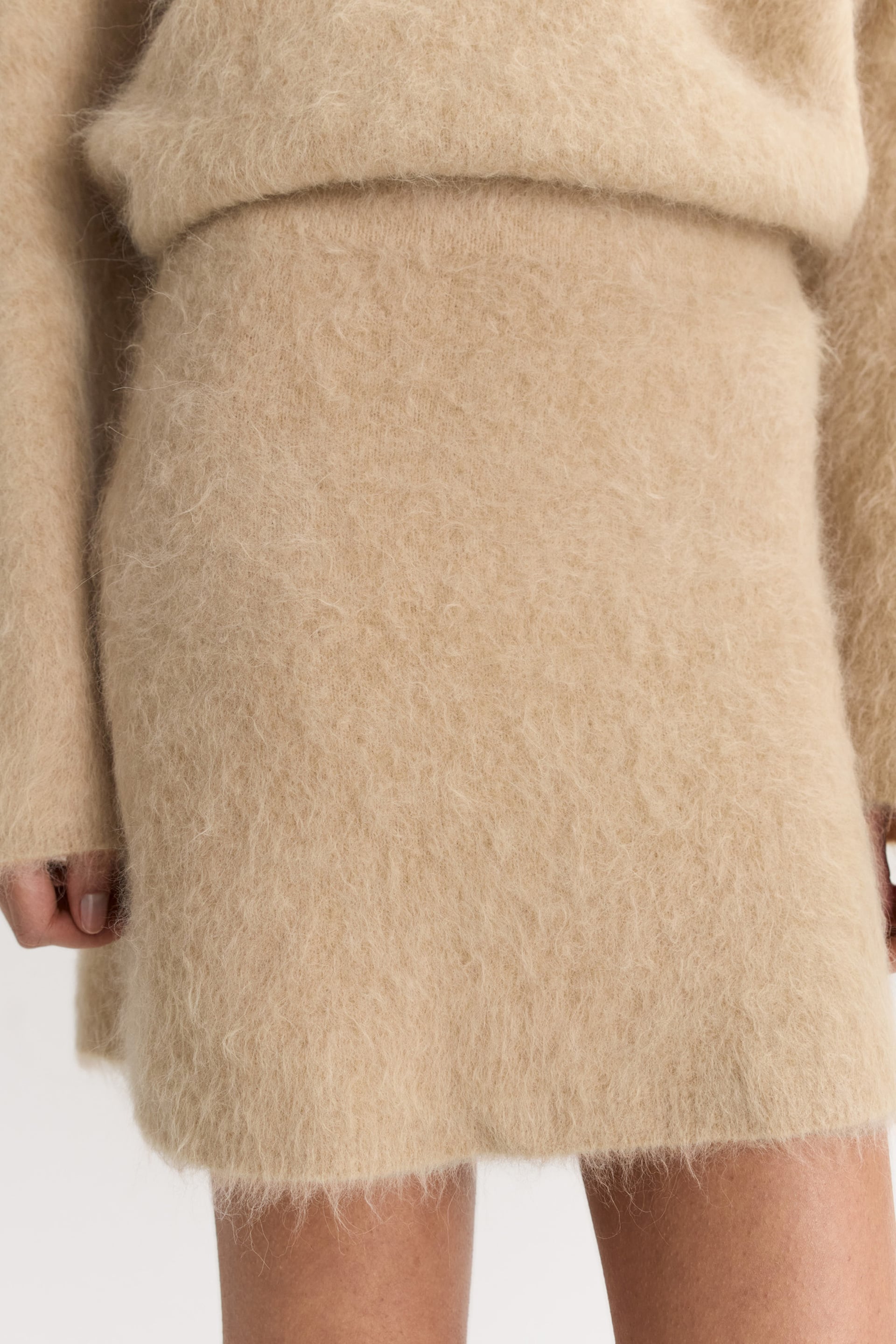 Alpaca mini skirt 3