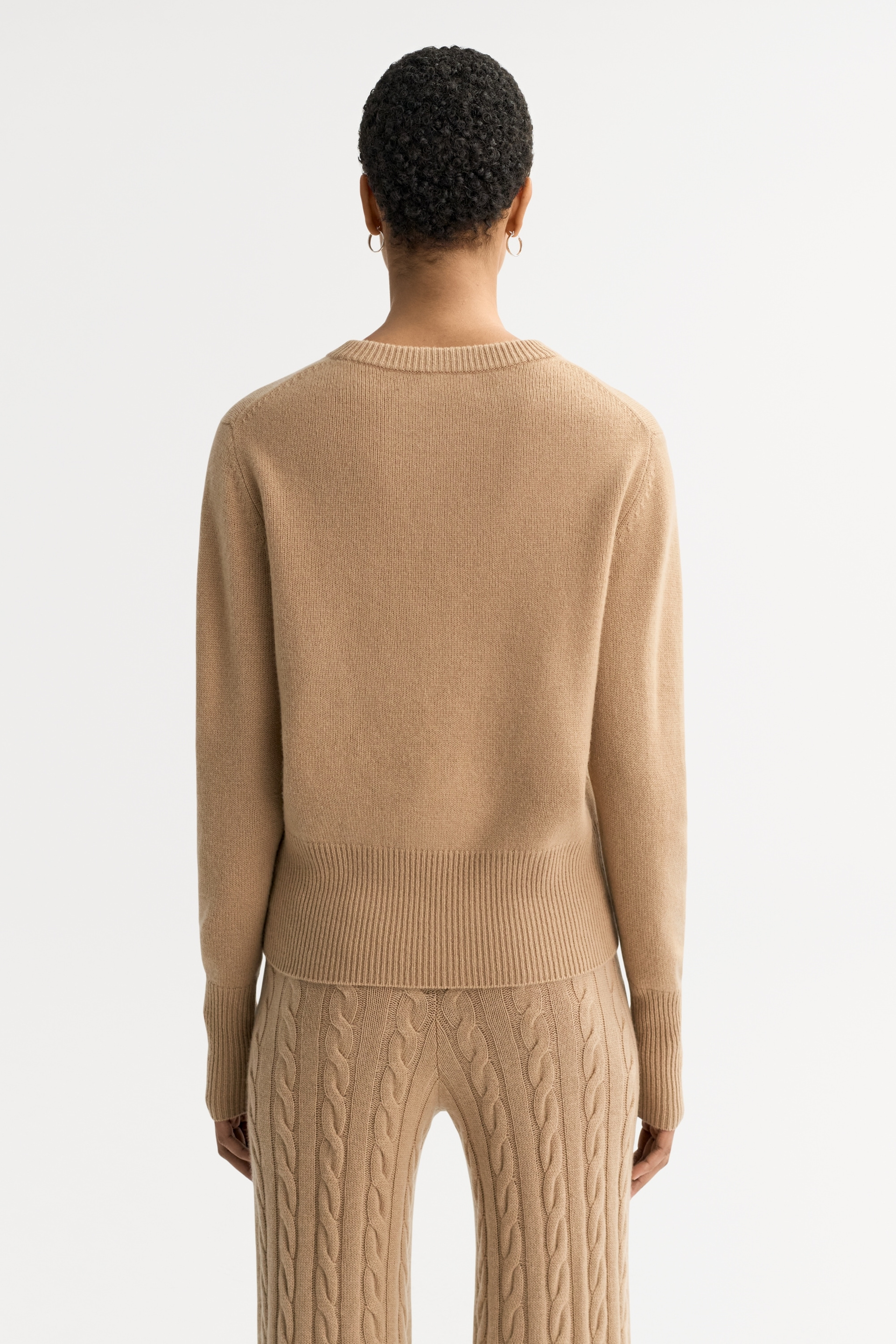 Classic crewneck 3