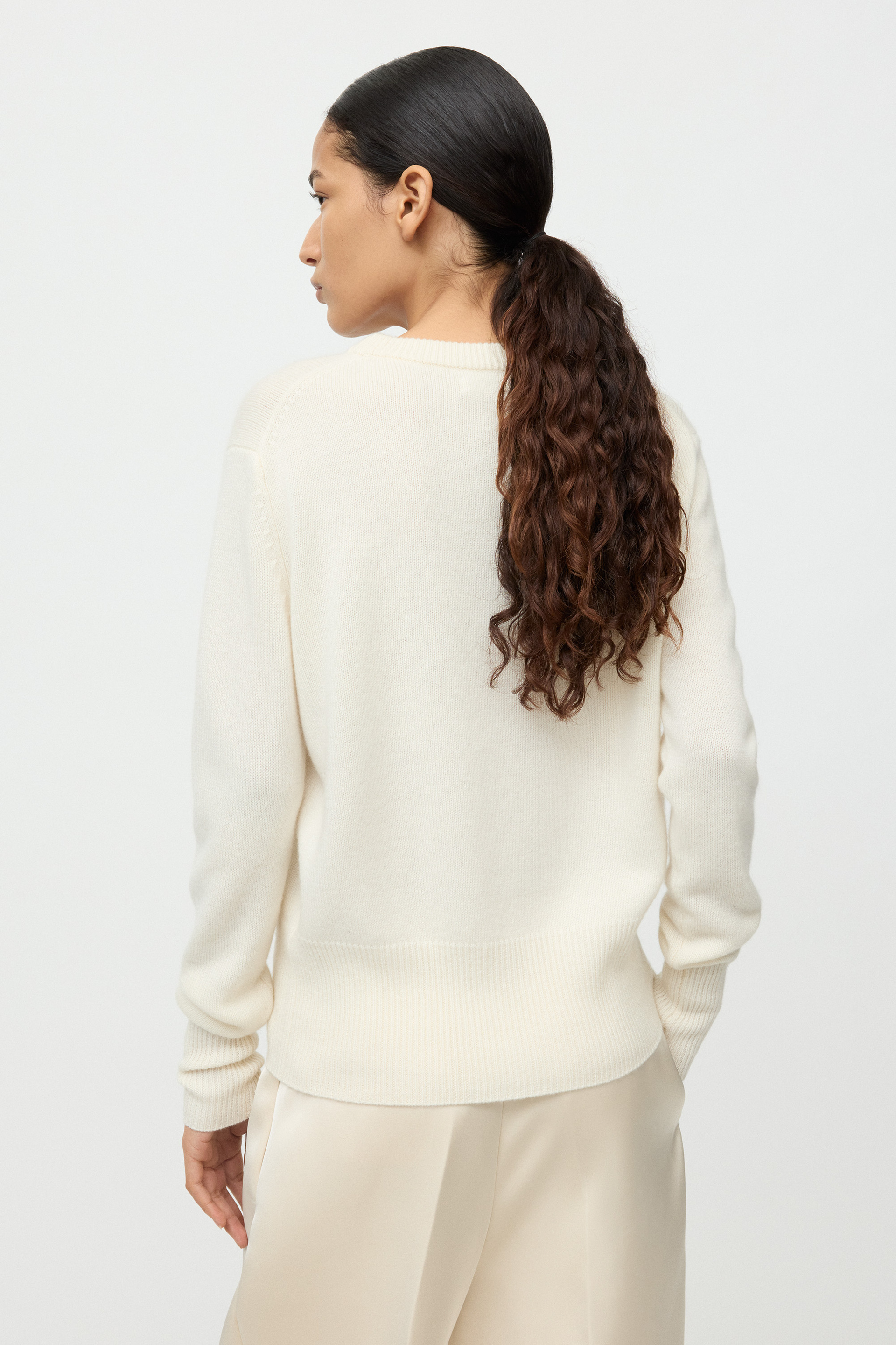 Classic crewneck 3