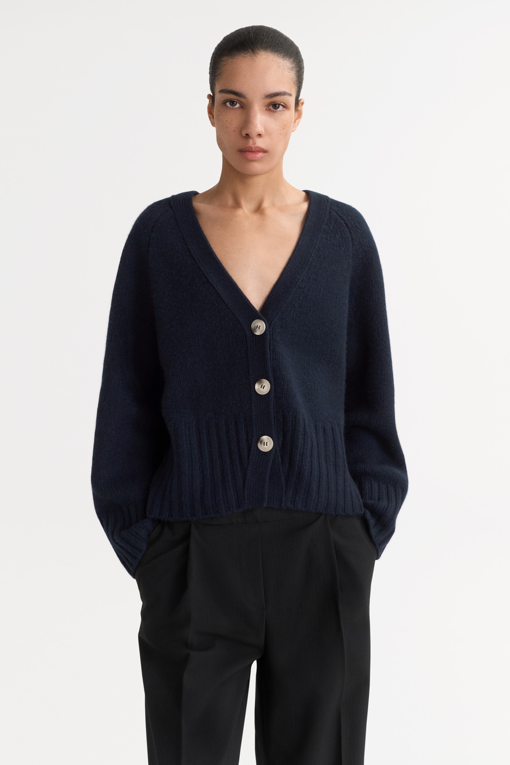 V-neck cardigan - Cardigans - Greige | Soft Goat