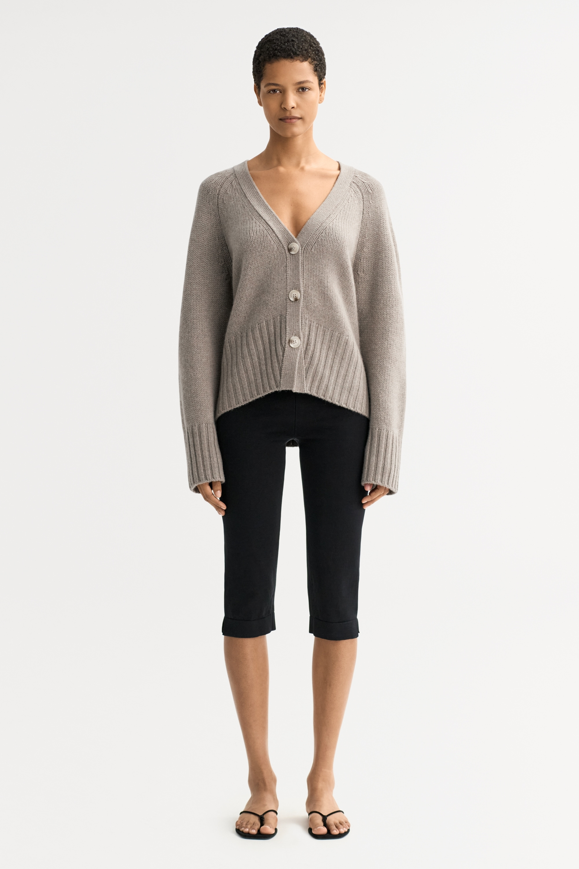 V-neck cardigan 0