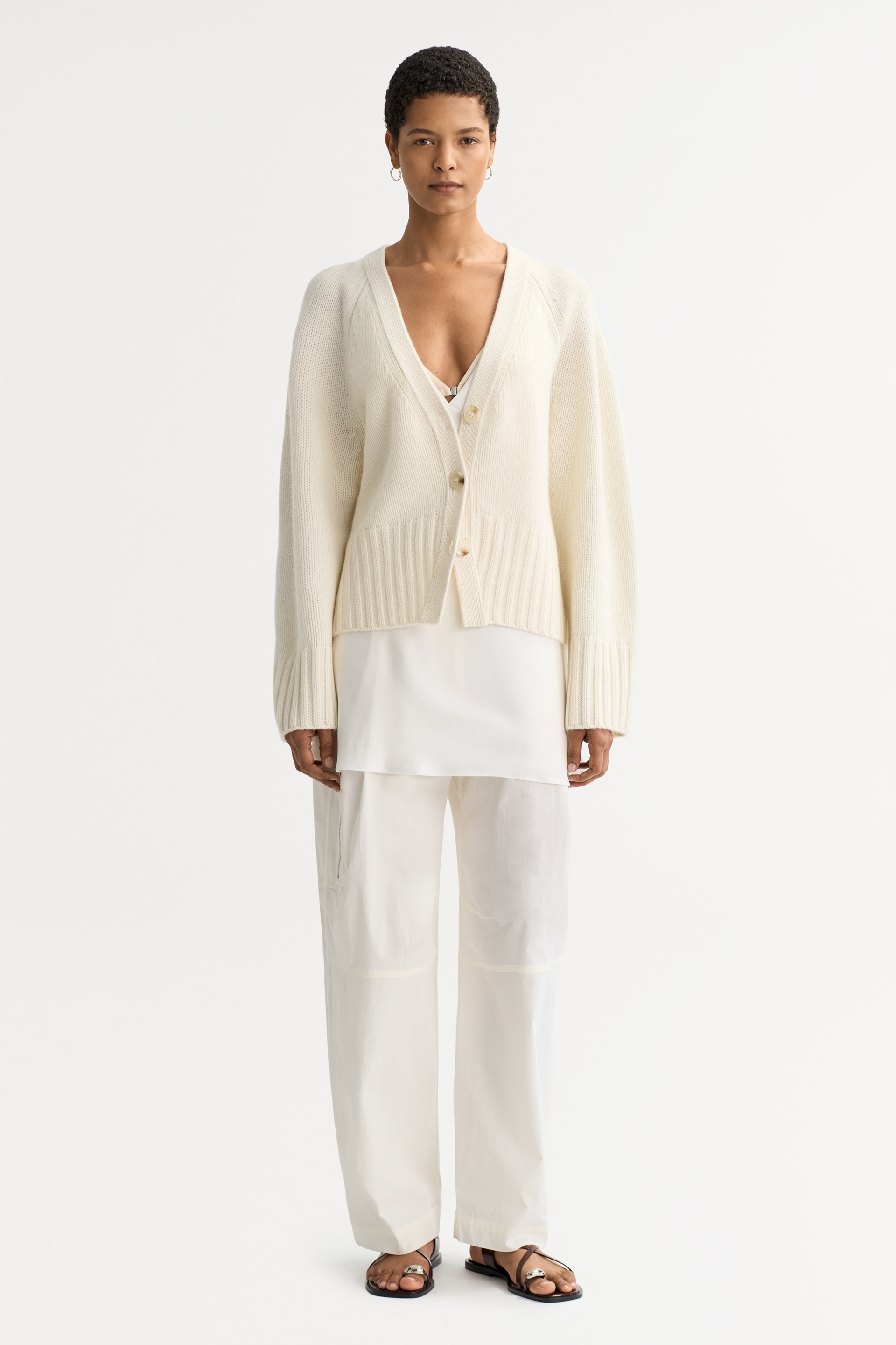 V-neck cardigan 0