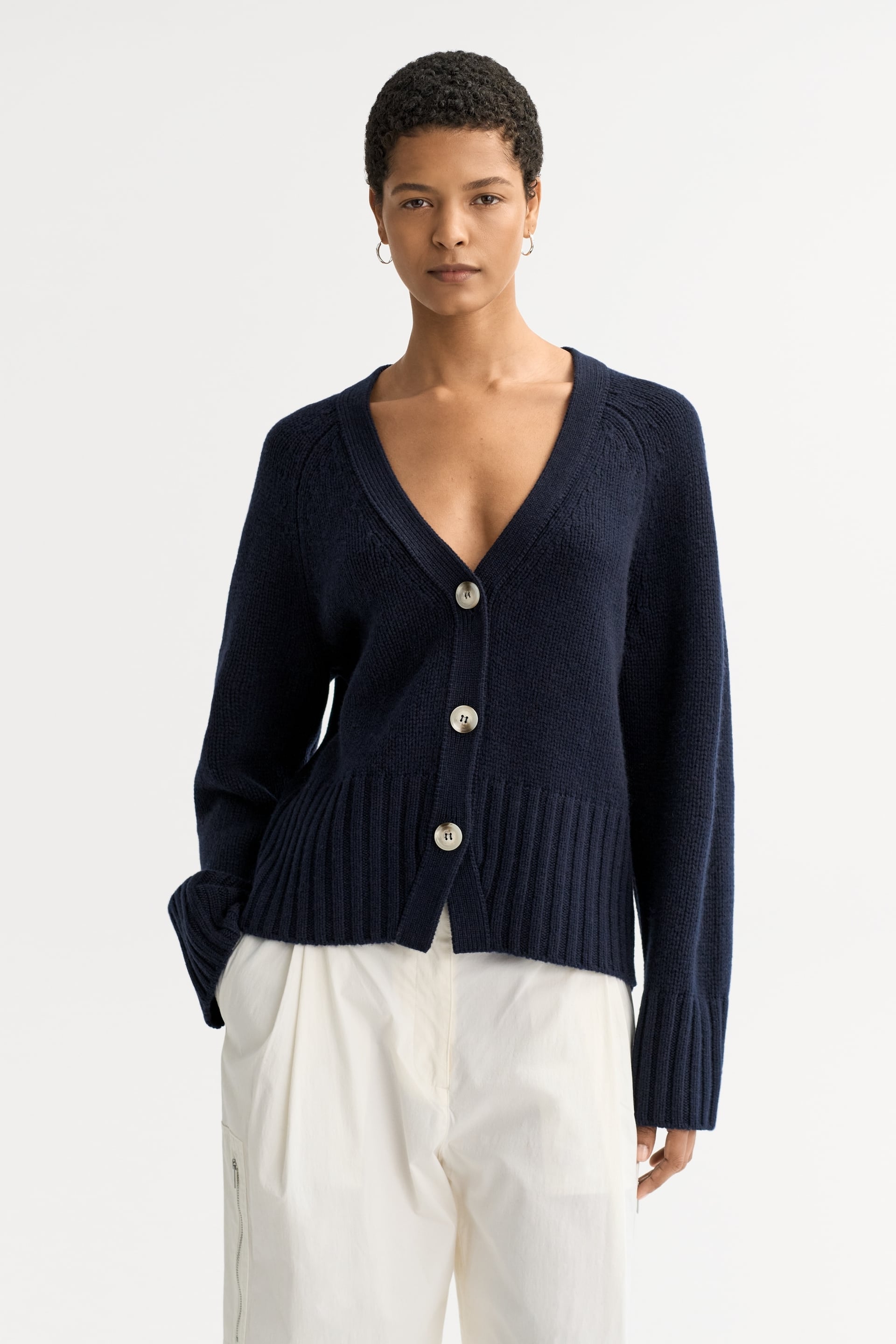V-neck cardigan Navy 1