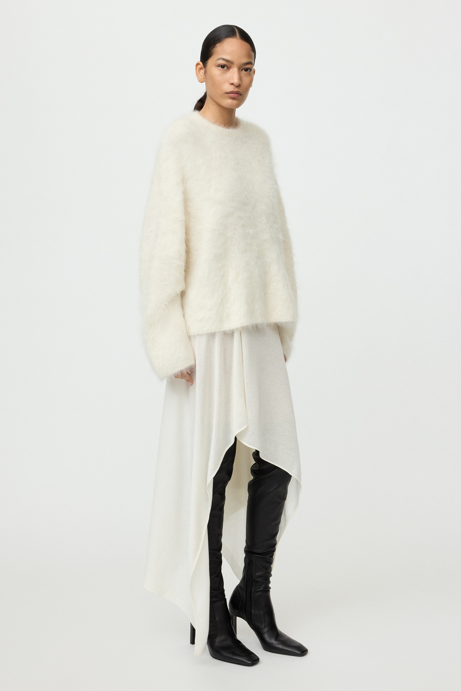 Alpaca crewneck Feather White 2
